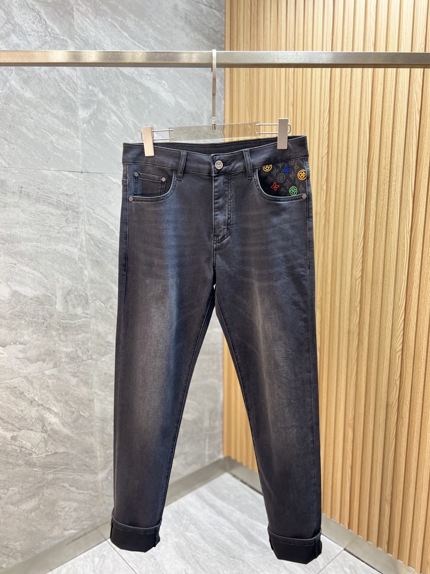 25-服 ルイヴィトン ジーンズ ズボン