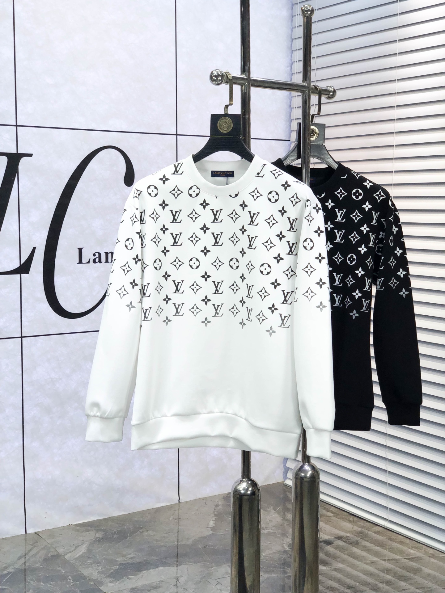 25-服 ルイヴィトン パーカー スウェット
