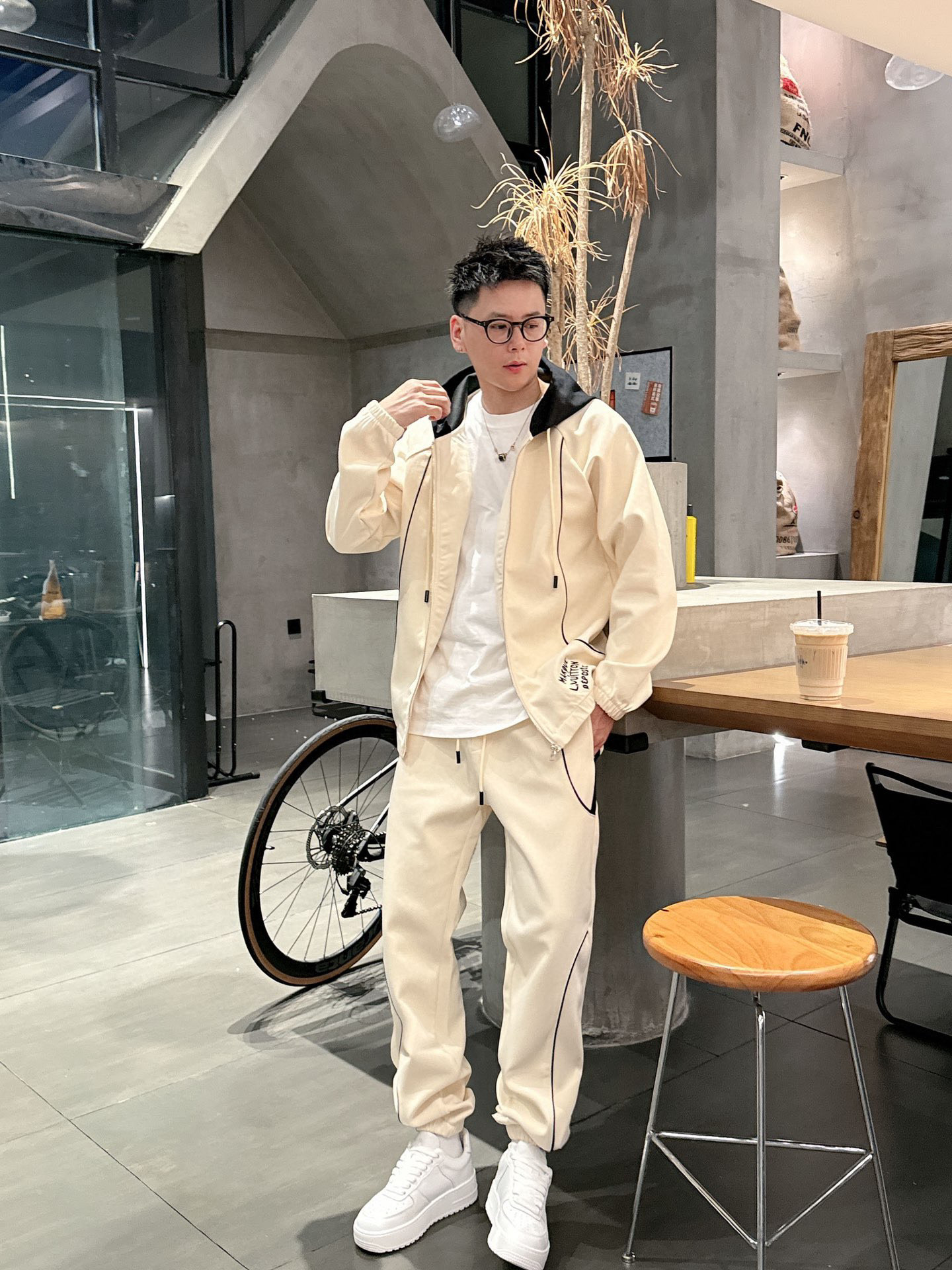 人気商品 服 ルイヴィトン 上下服 ブレザーセット