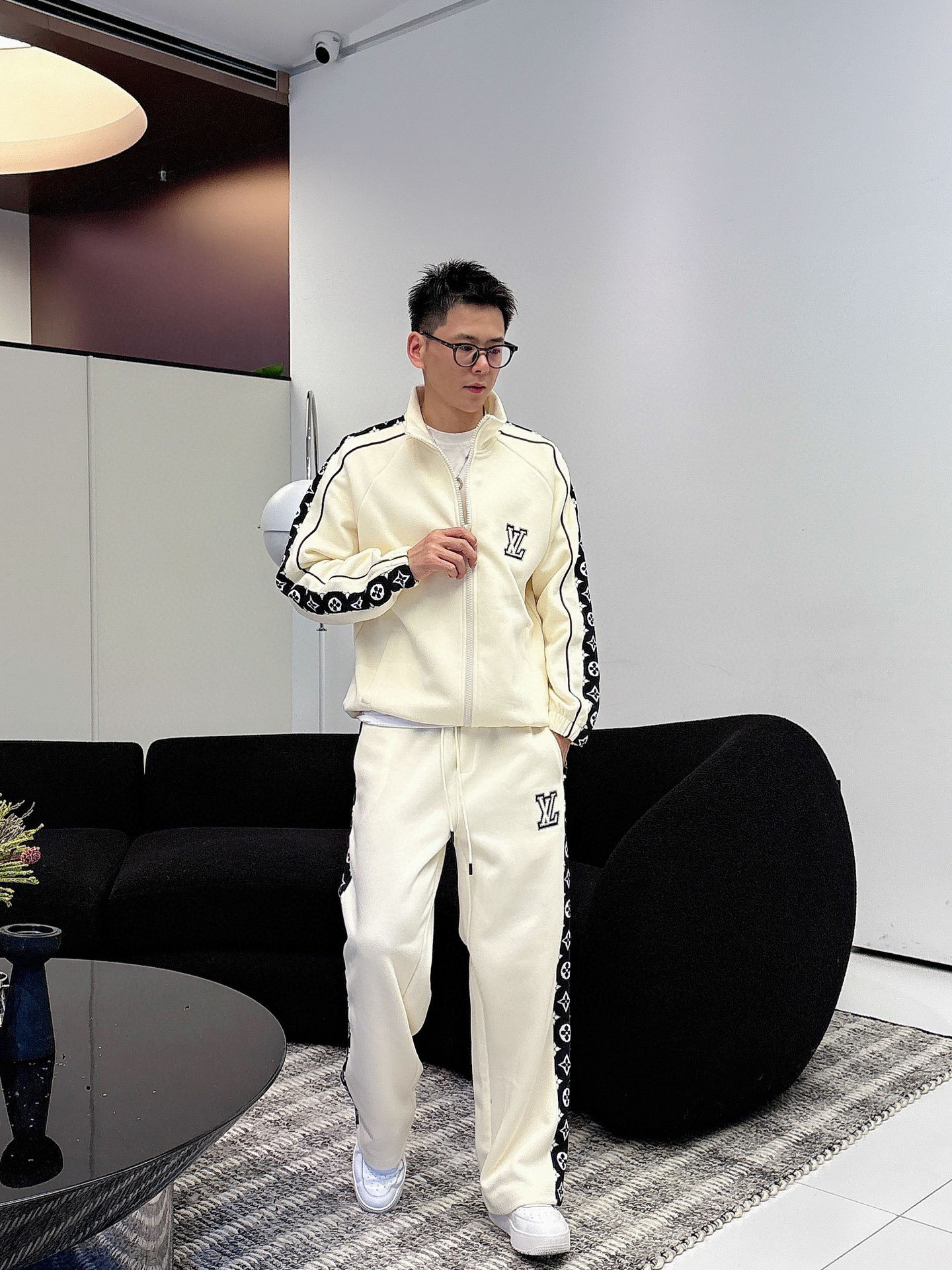 人気商品 服 ルイヴィトン 上下服 ブレザーセット