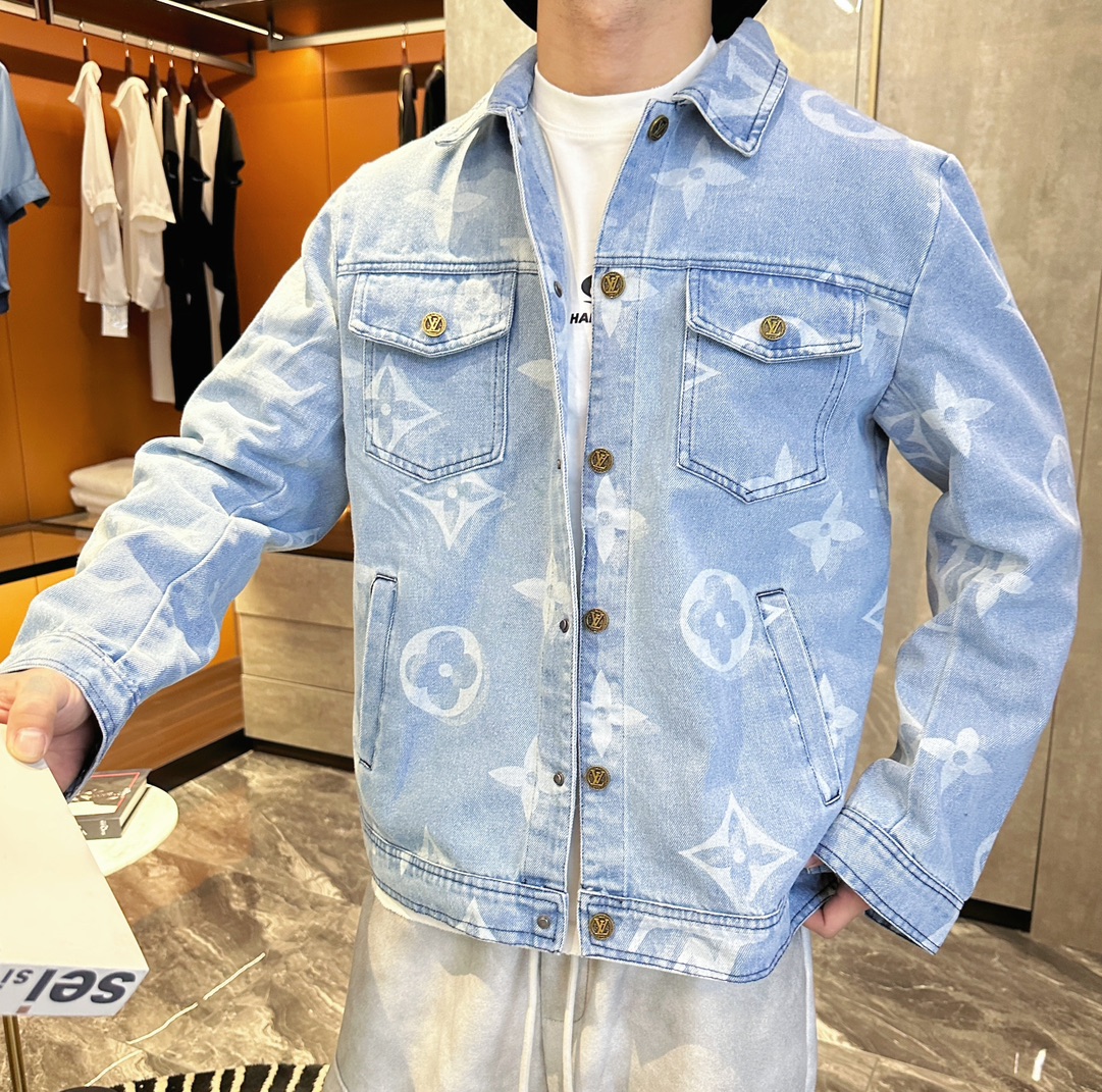 秋冬服 買取 ルイヴィトン アウター/トレンチコート