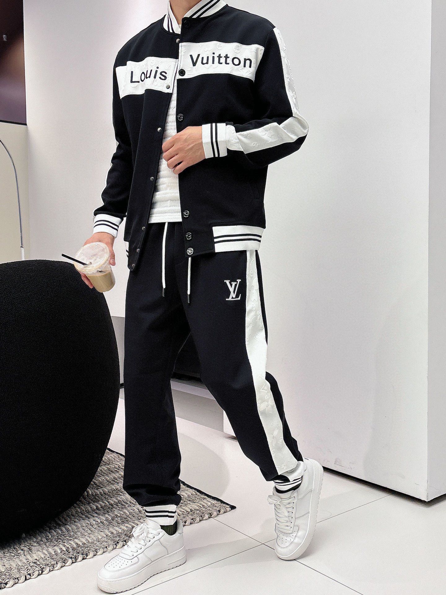人気商品 服 ルイヴィトン 上下服 ブレザーセット
