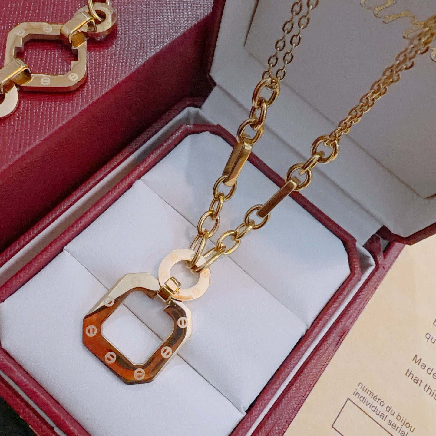 コピー 通販 カルティエ 人気商品 ネックレス ペンダント