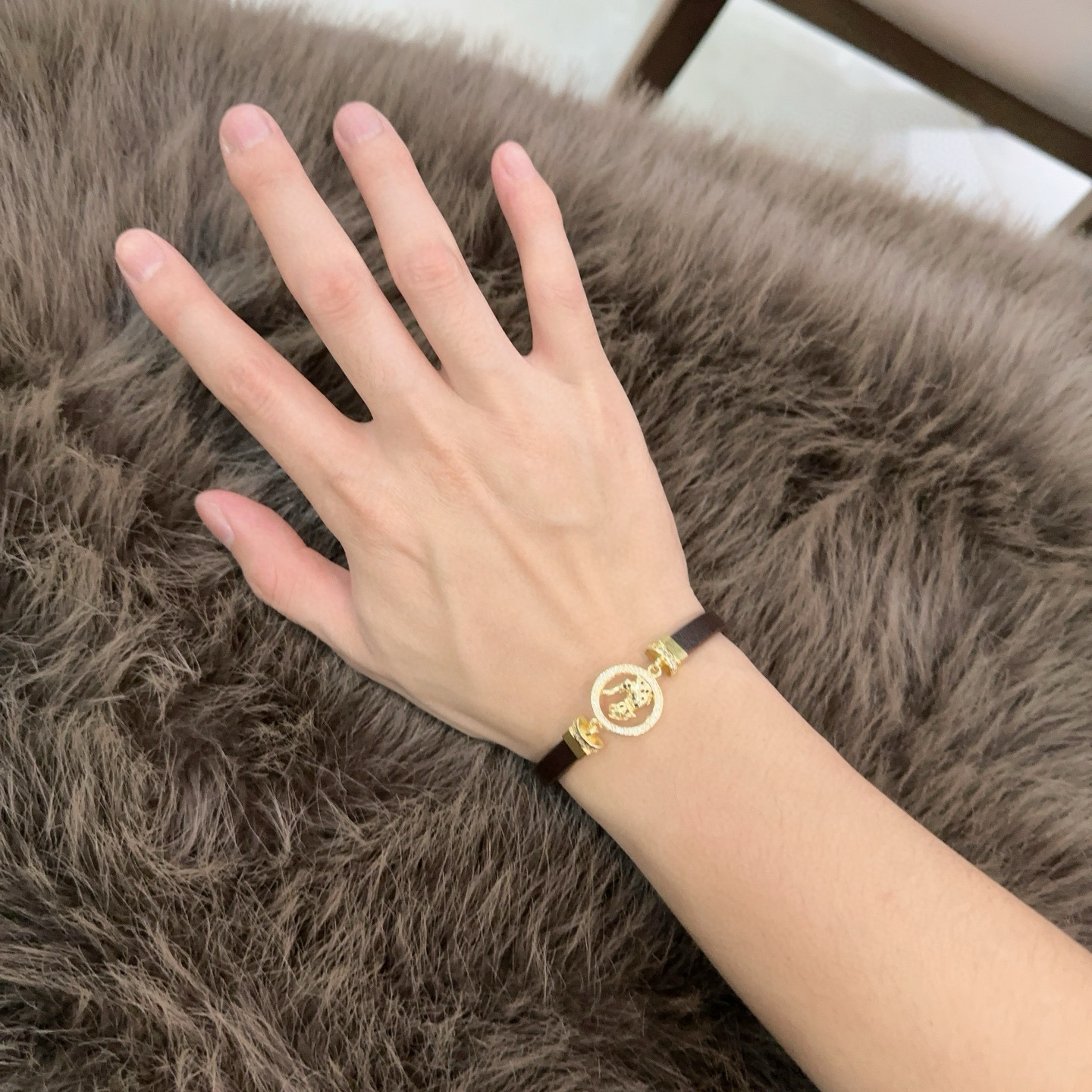 人気商品 アクセサリー カルティエ ブレスレット カフブレス