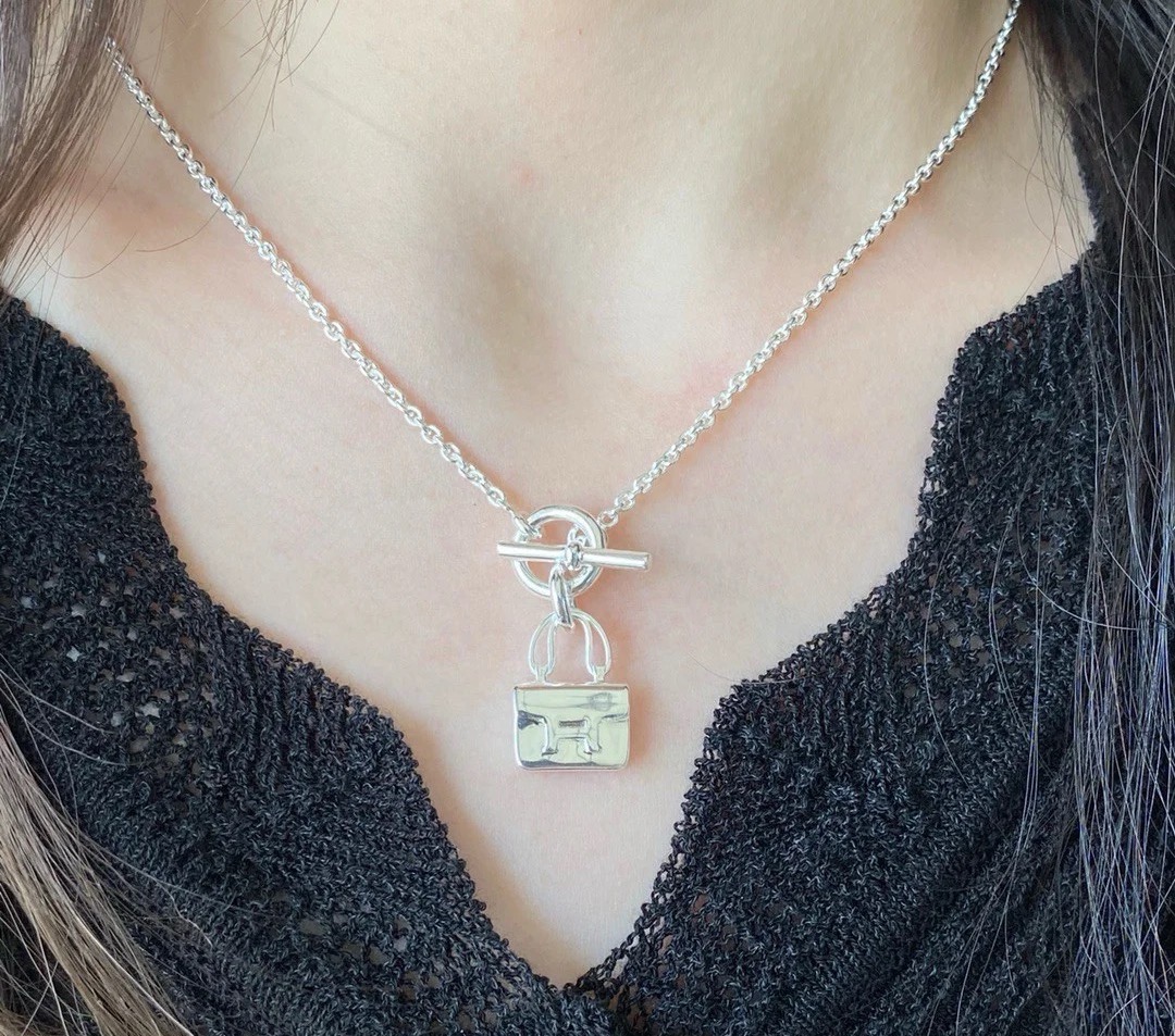 アクセサリー コピー エルメス 人気商品 ネックレス ペンダント