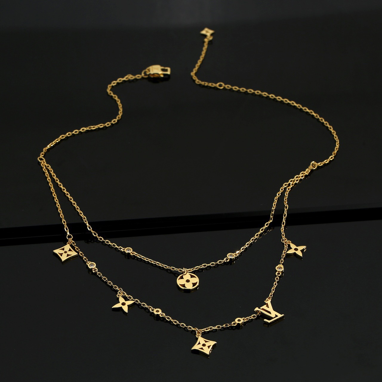 アクセサリー コピー ルイヴィトン 人気商品 ネックレス ペンダント