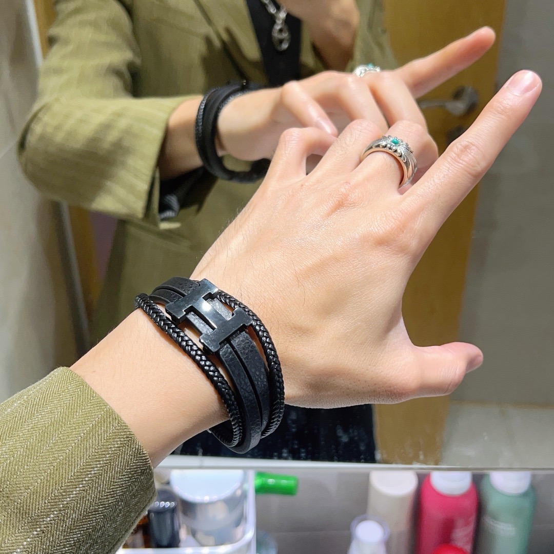 アクセサリー コピー エルメス 人気商品 ブレスレット カフブレス