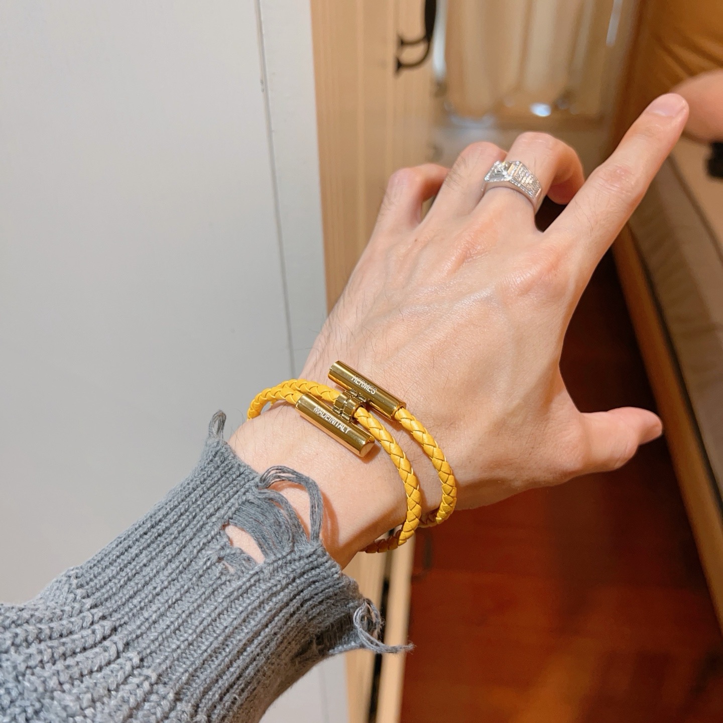 アクセサリー コピー エルメス 人気商品 ブレスレット カフブレス