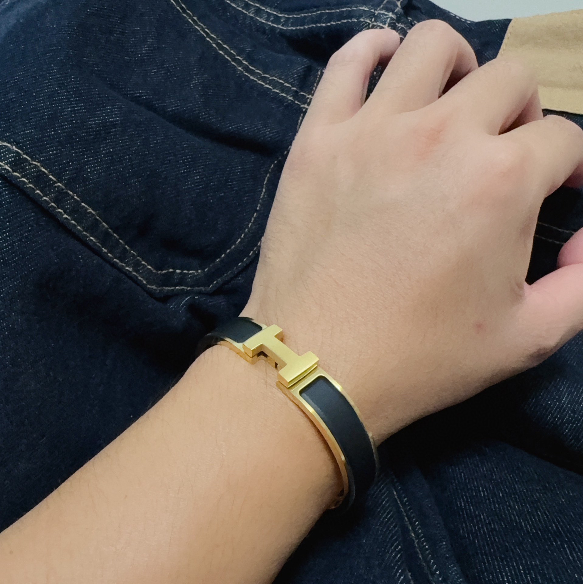 アクセサリー コピー エルメス 人気商品 ブレスレット カフブレス