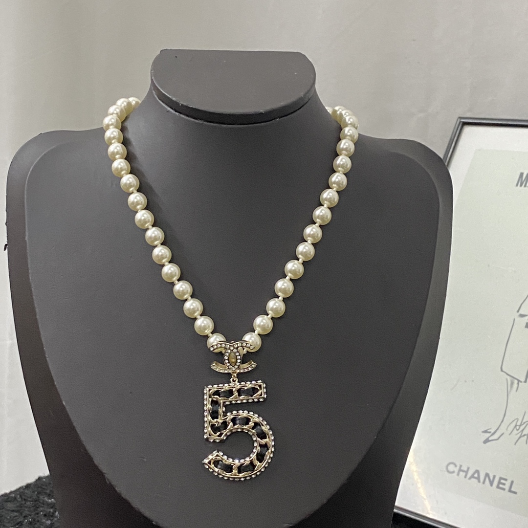 新作 アクセサリー シャネル ファッショ ネックレス ペンダント