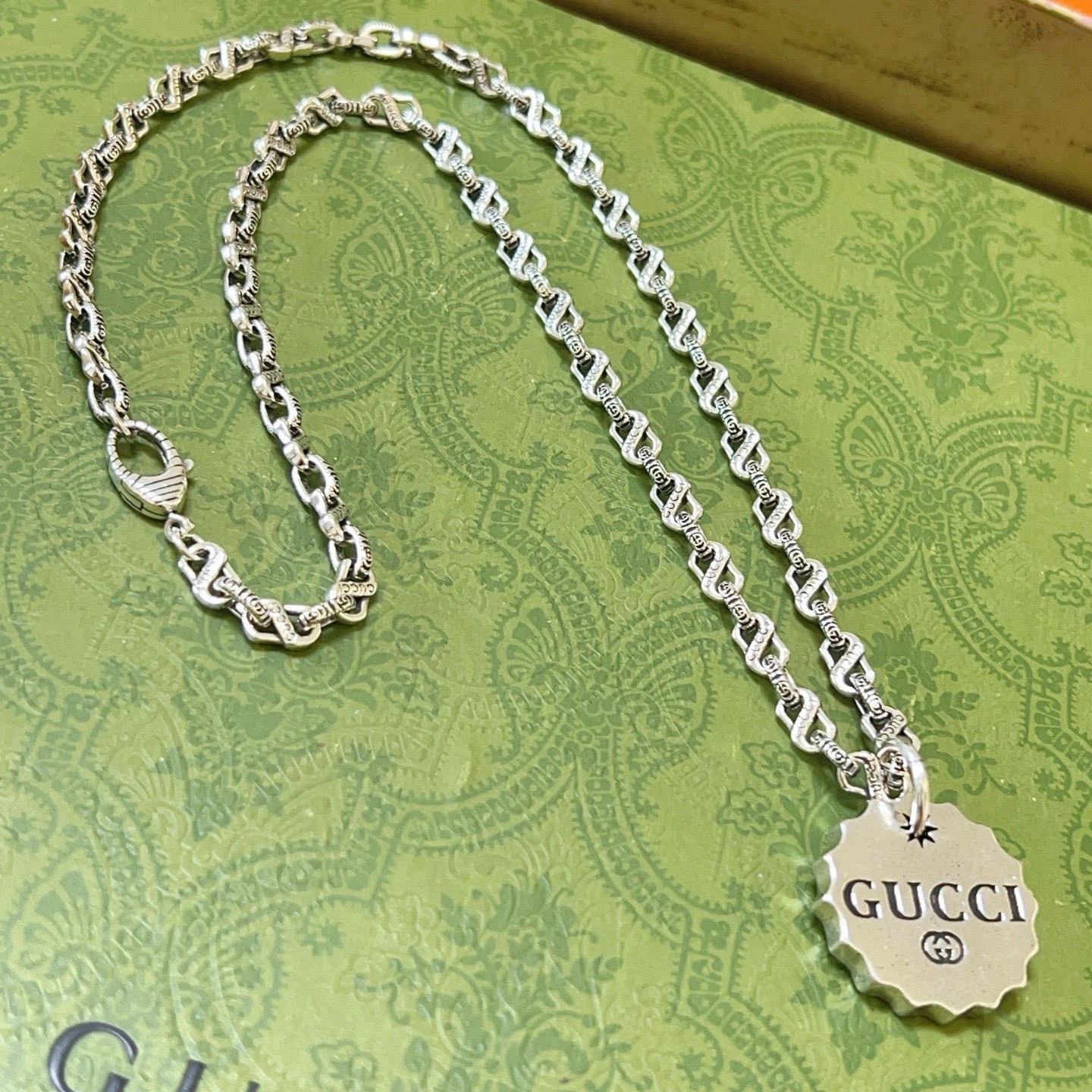 アクセサリー コピー通販 グッチ 人気商品 ネックレス ペンダント