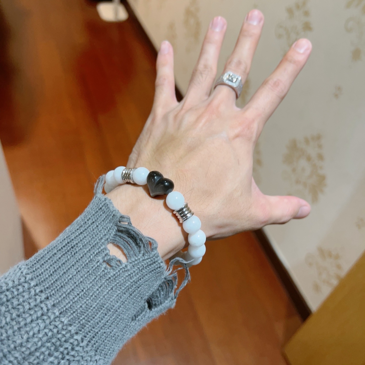 アクセサリー コピー BVブルガリ人気商品 ブレスレット カフブレス
