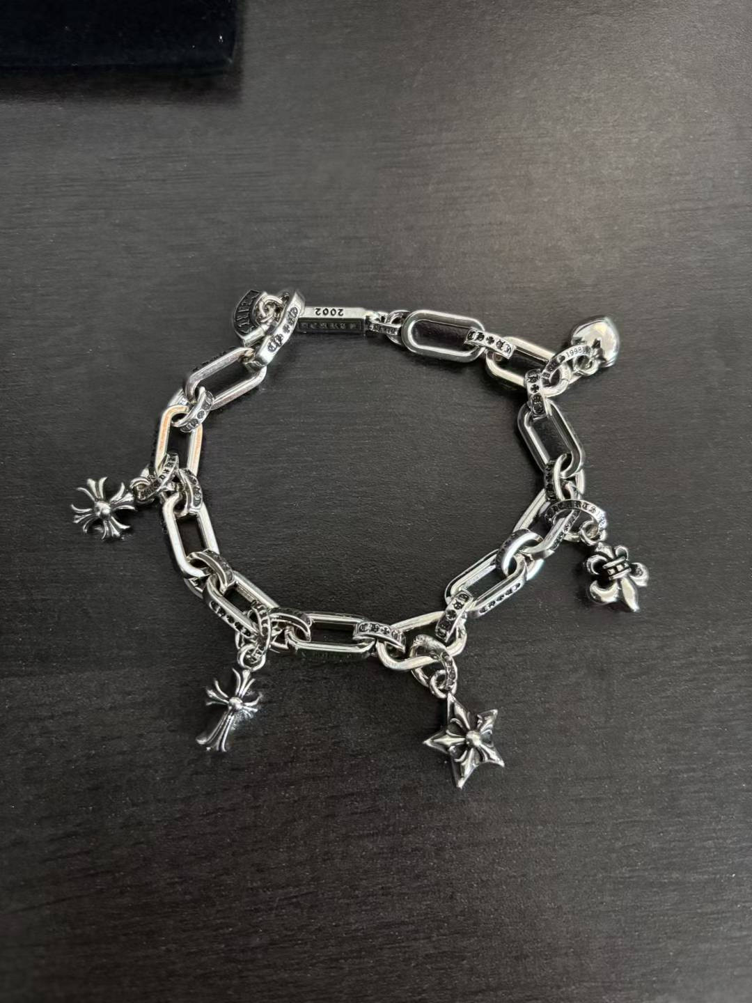 アクセサリー コピー クロムハーツ 人気商品 ブレスレット カフブレス
