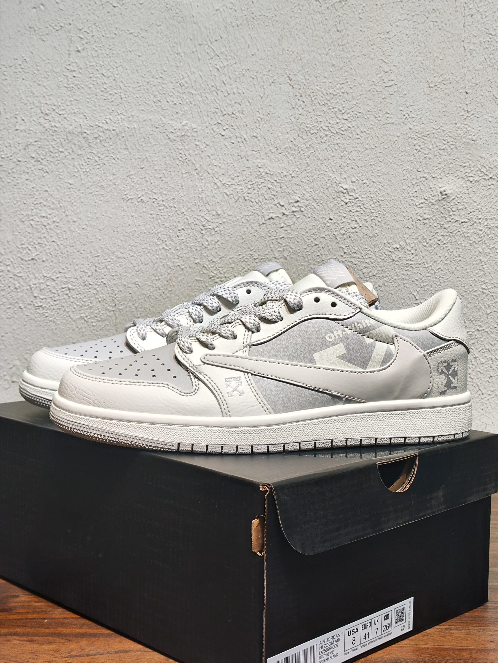 NIKE & OFF WHITE 靴 シューズ スニーカー 恋人着