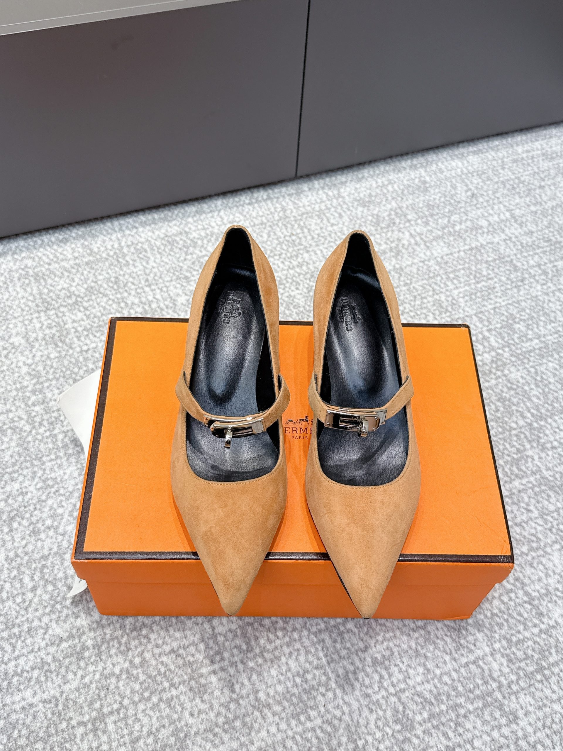 25-26新作 靴 エルメス Shoes フラットシューズ レディース