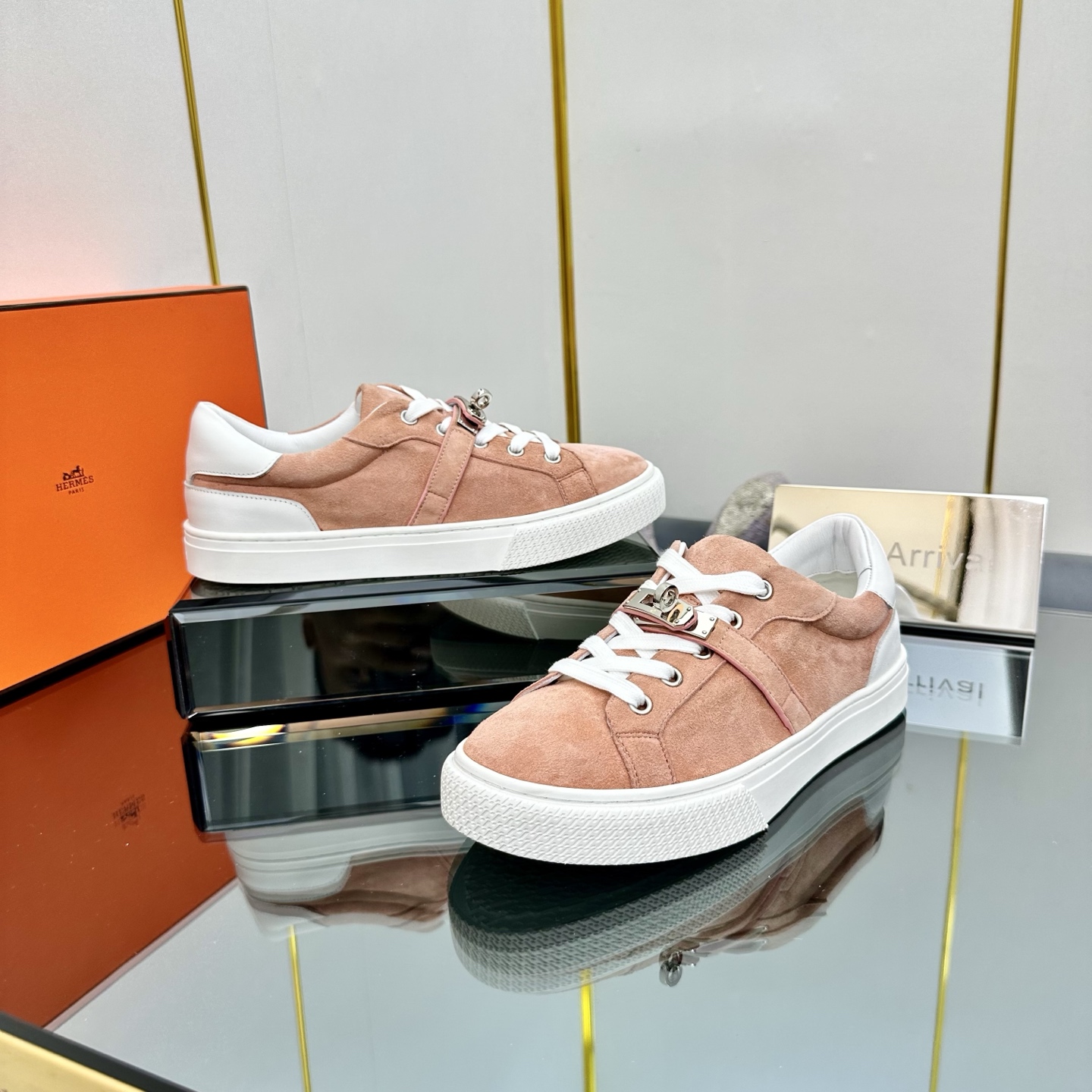 人気新品 靴 エルメス スニーカー/レースアップ ユニセックス