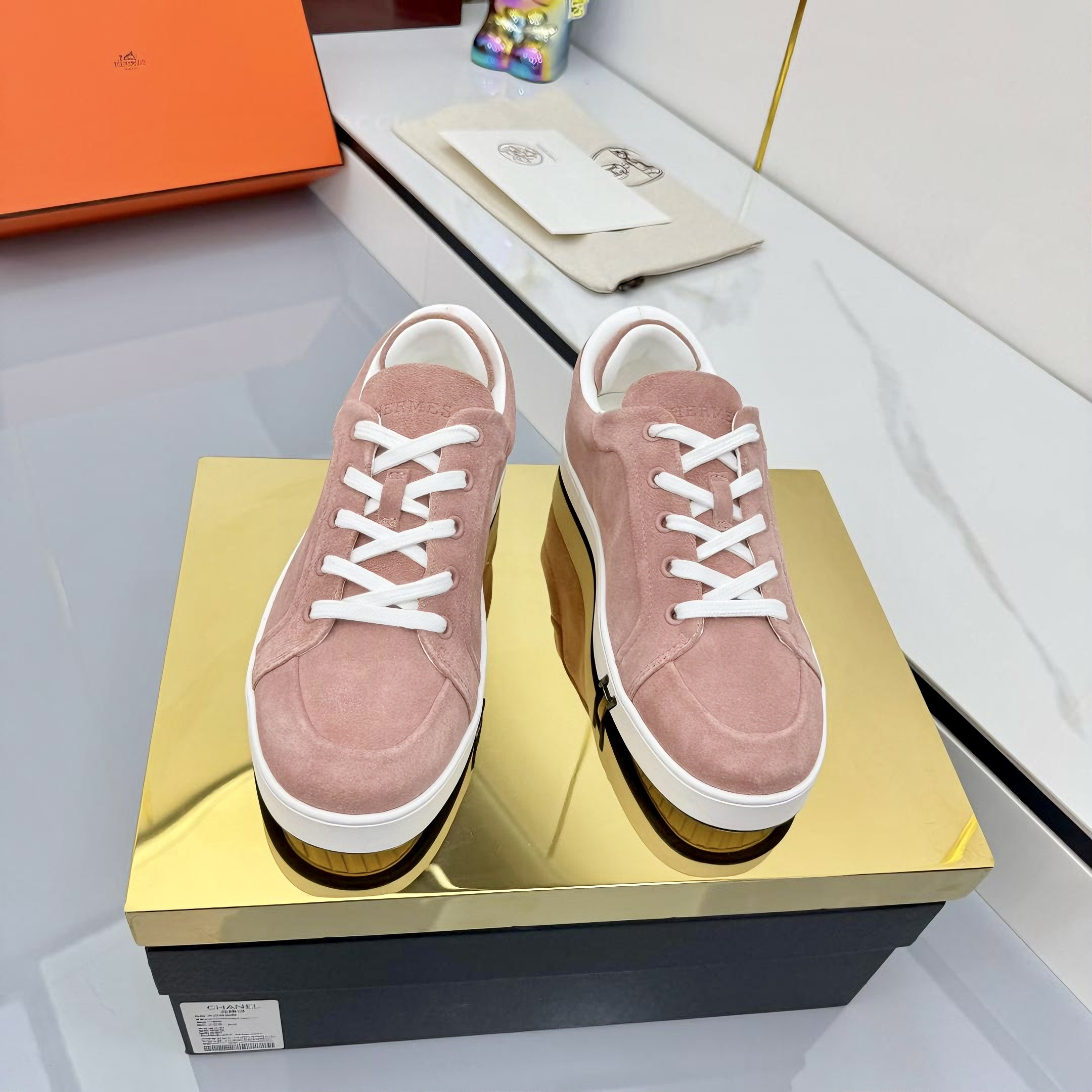 人気新品 靴 エルメス スニーカー/レースアップ ユニセックス