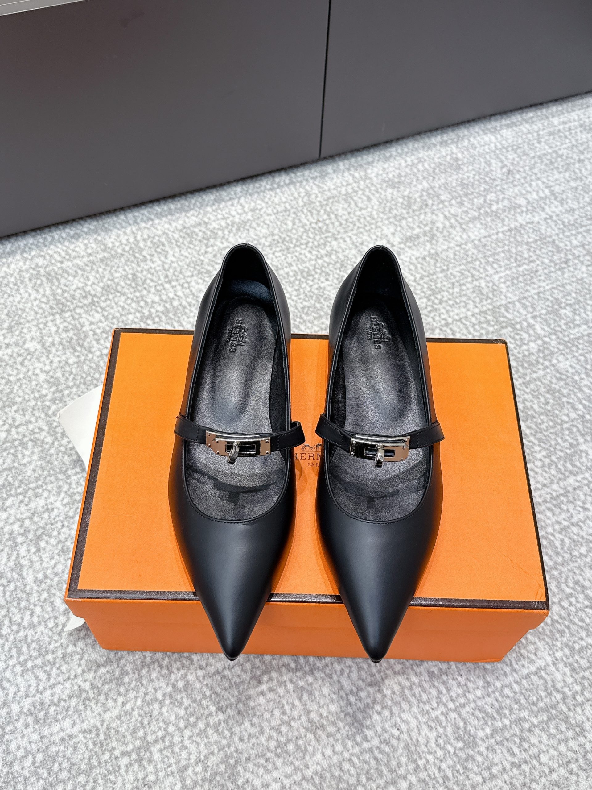 25-26新作 靴 エルメス Shoes フラットシューズ レディース