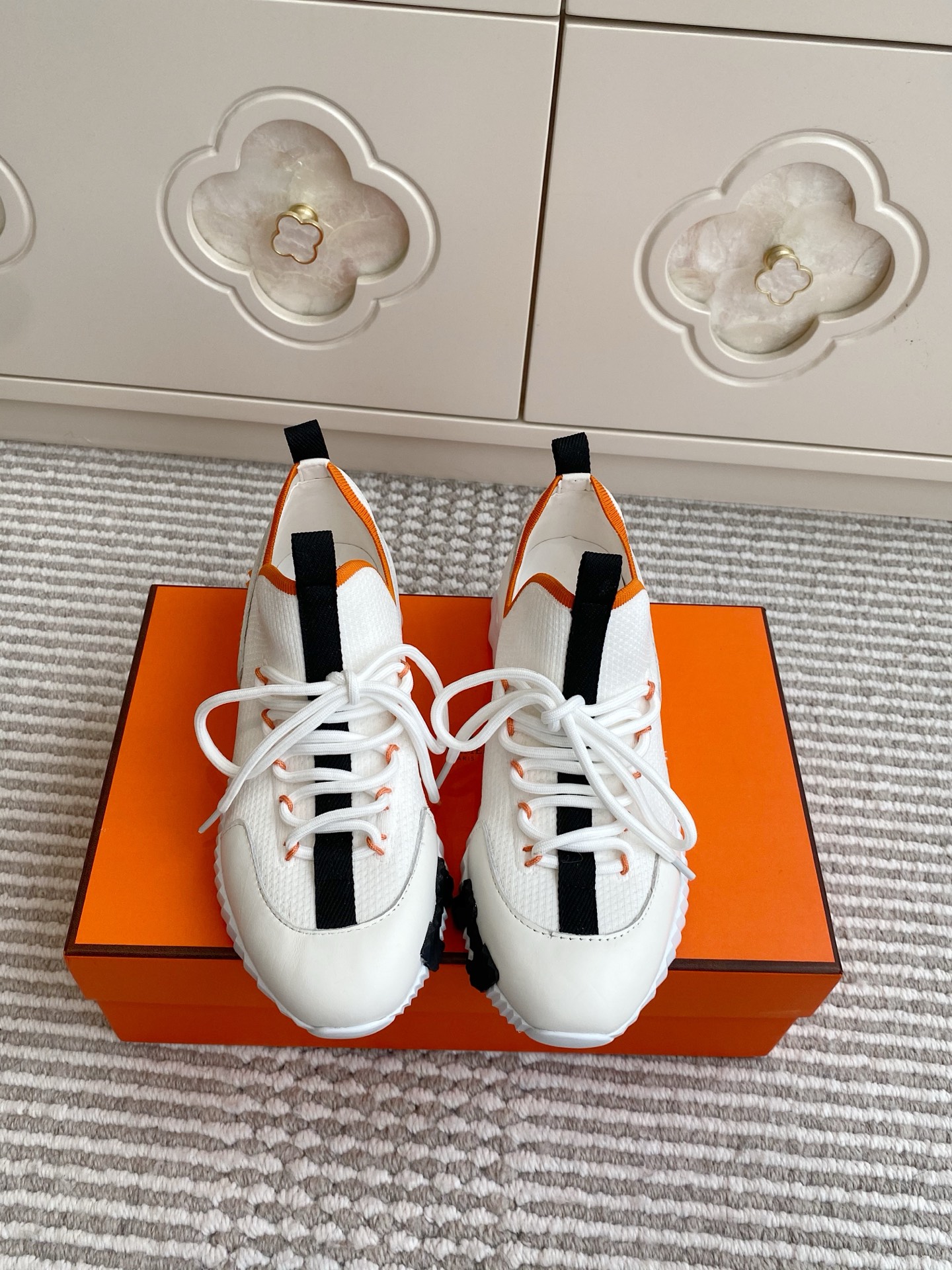 人気新品 靴 エルメス スニーカー/レースアップ ユニセックス