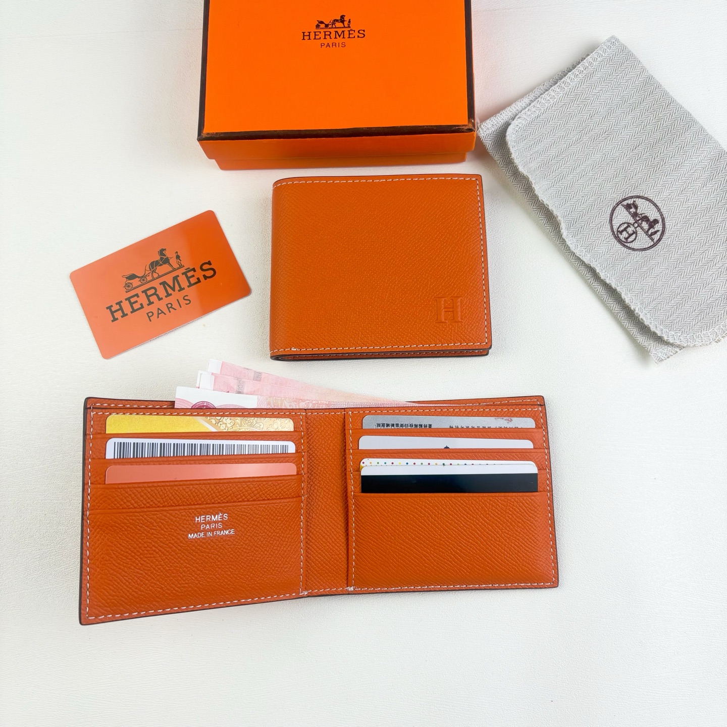 魅せるエレガンス エルメス 新品財布/二つ折り短財布 25612