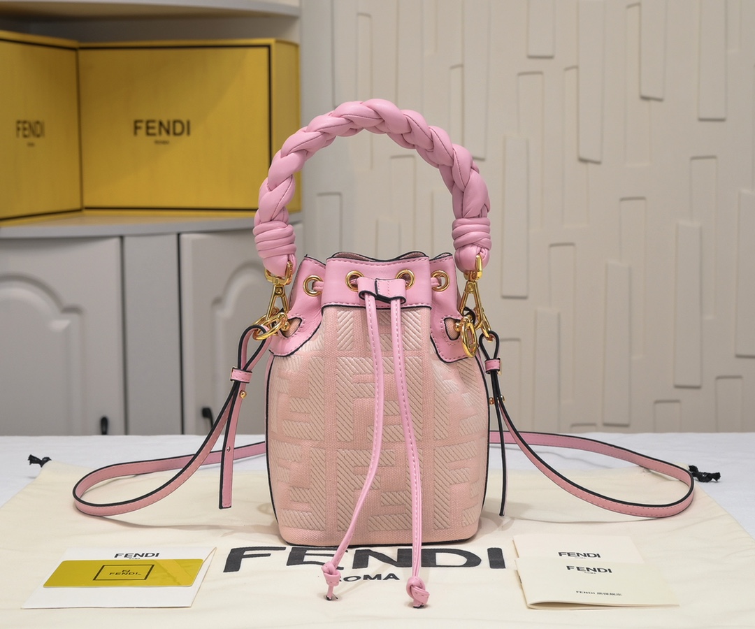 フェンディミニショルダーバッグ バケットバッグ 2512