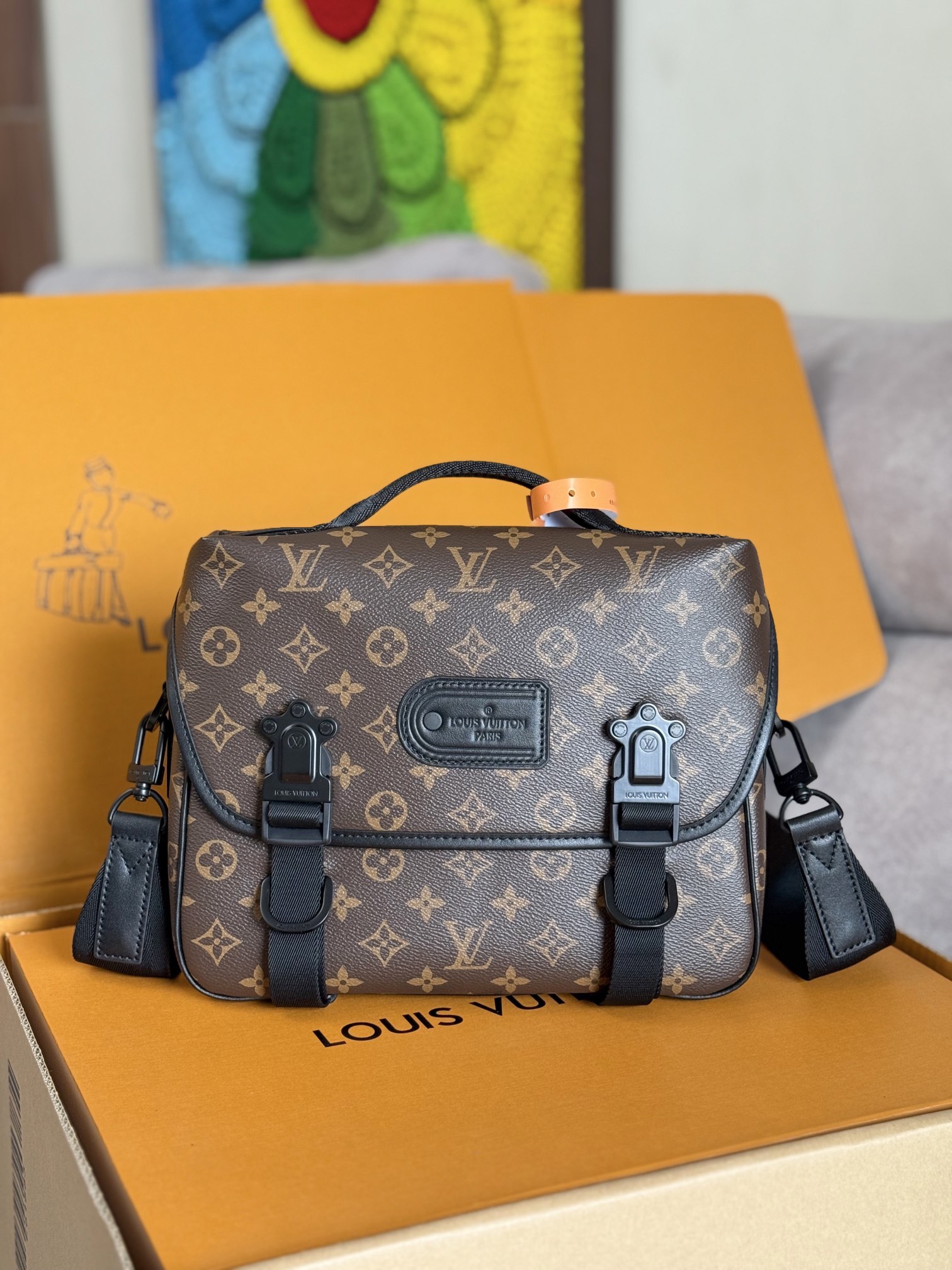 新作*LV*トレイル メッセンジャーバッグ モノグラム