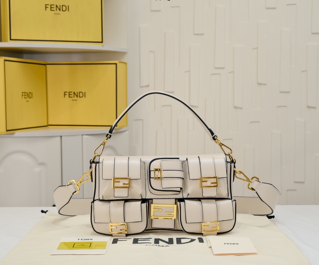 フェンディ 2WAY「バゲット」バッグ バケットバッグ