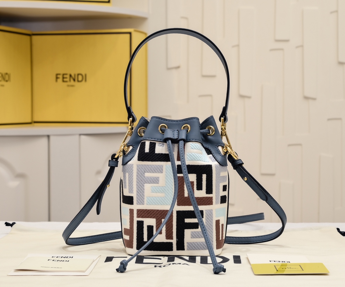 フェンディミニショルダーバッグ バケットバッグ2512