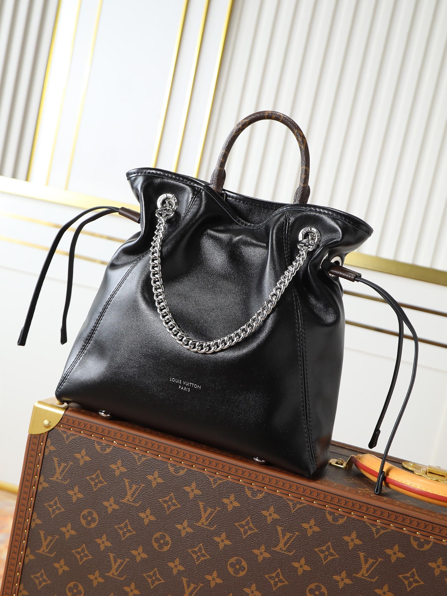 新作*LV*オフ デューティ バックパック バイブ ブラック