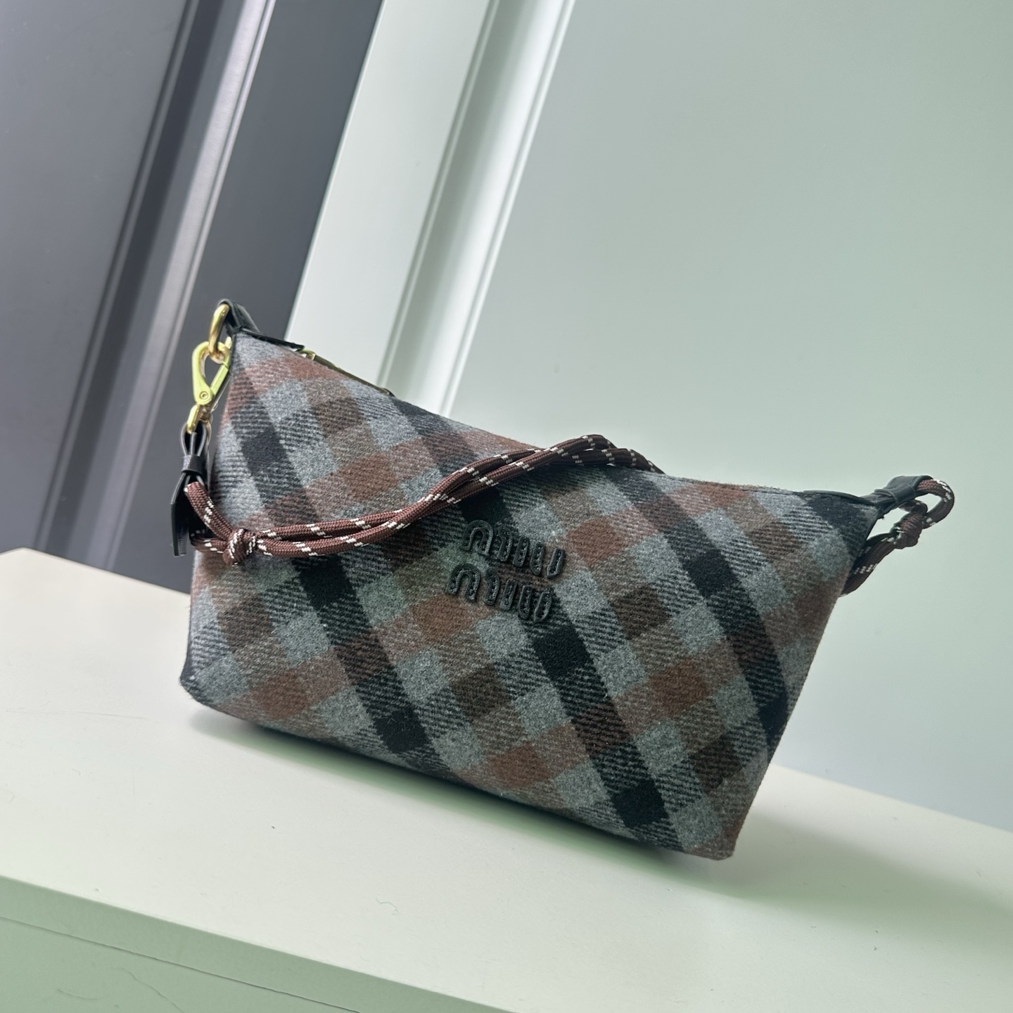 新作通販 超美品 ミュウミュウ 鞄 ハンドバッグ