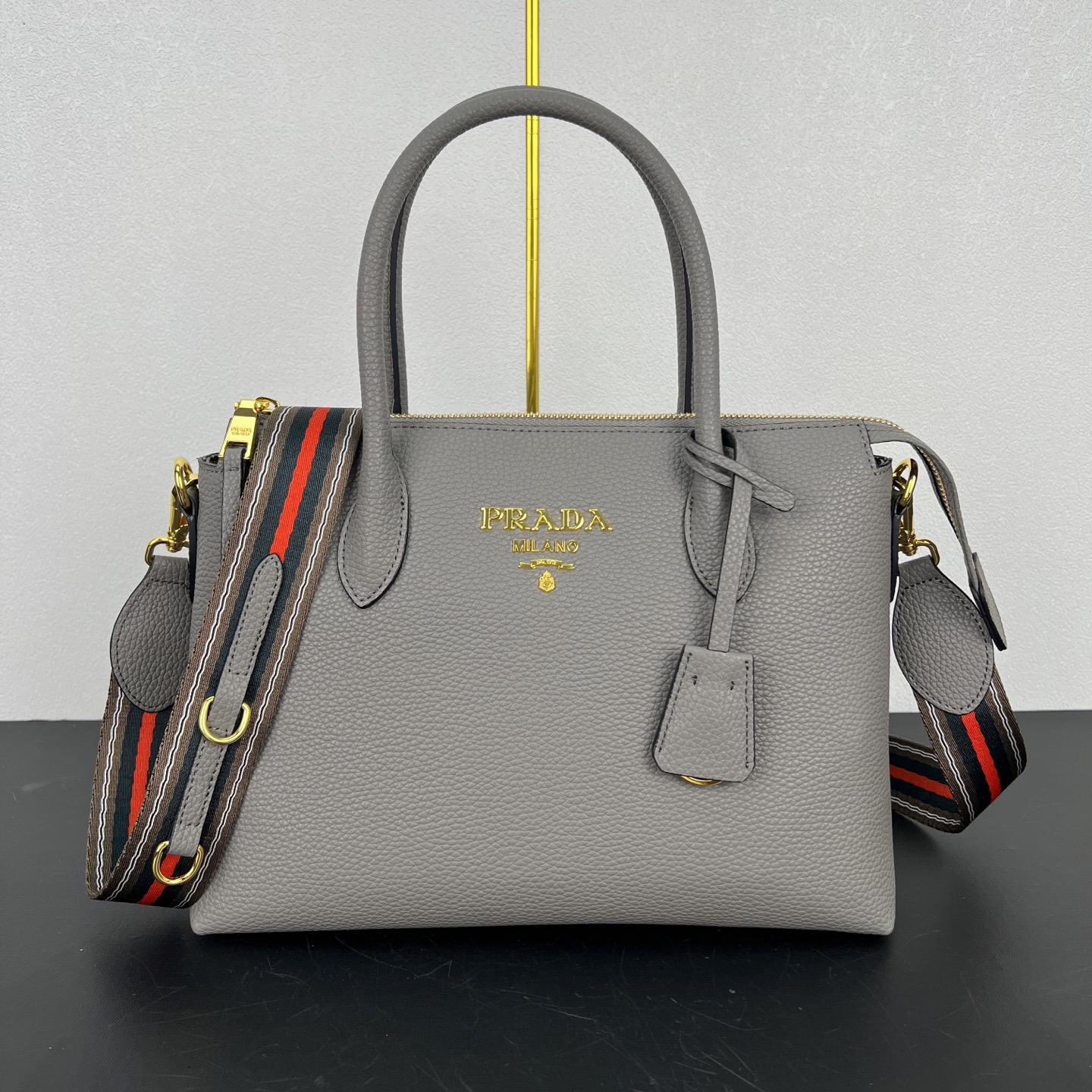 新作通販 超美品 プラダ ヴィッテロダイノ 2WAYハンドバッグ 2512