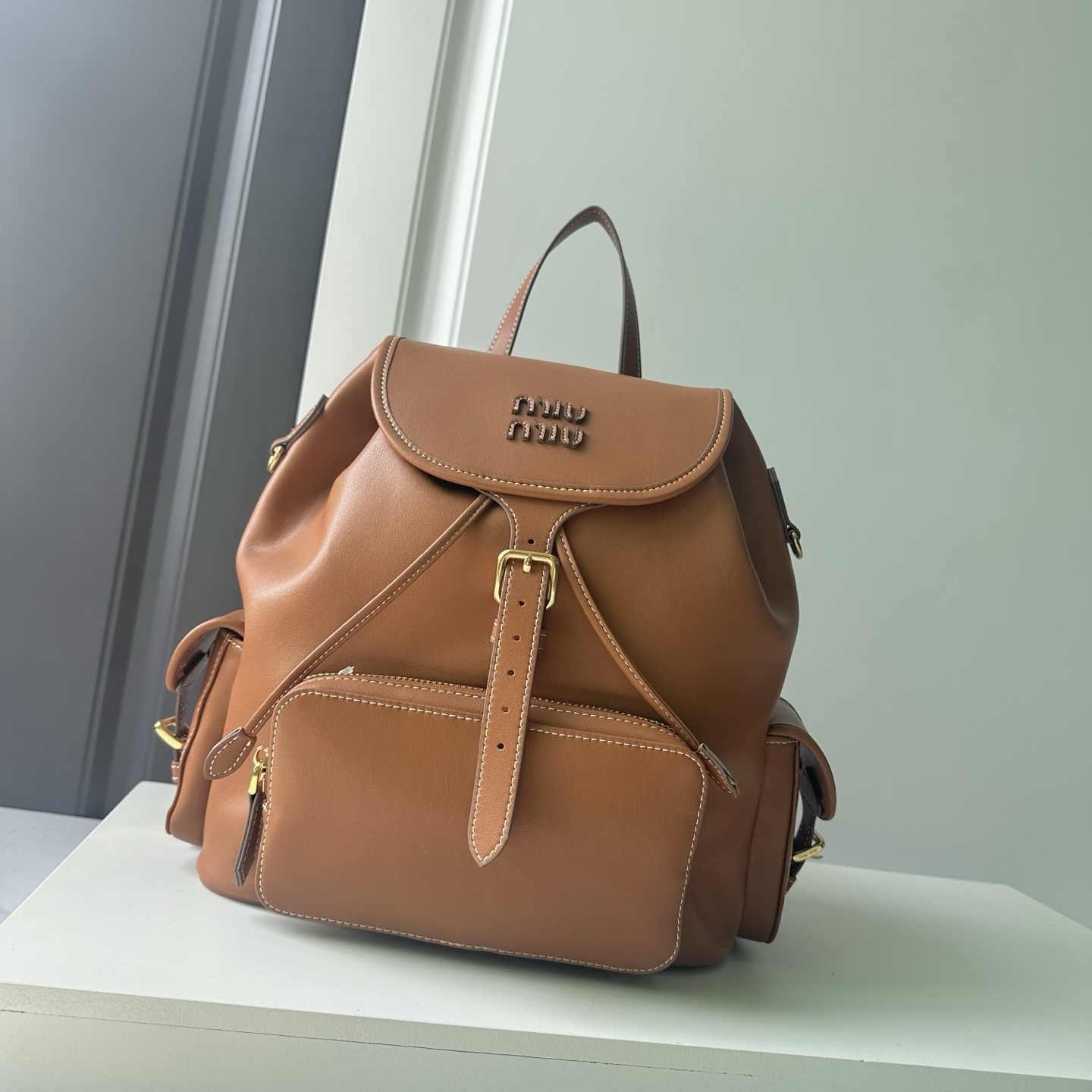 新作通販 超美品 ミュウミュウ 鞄 後背包 リュック 2512