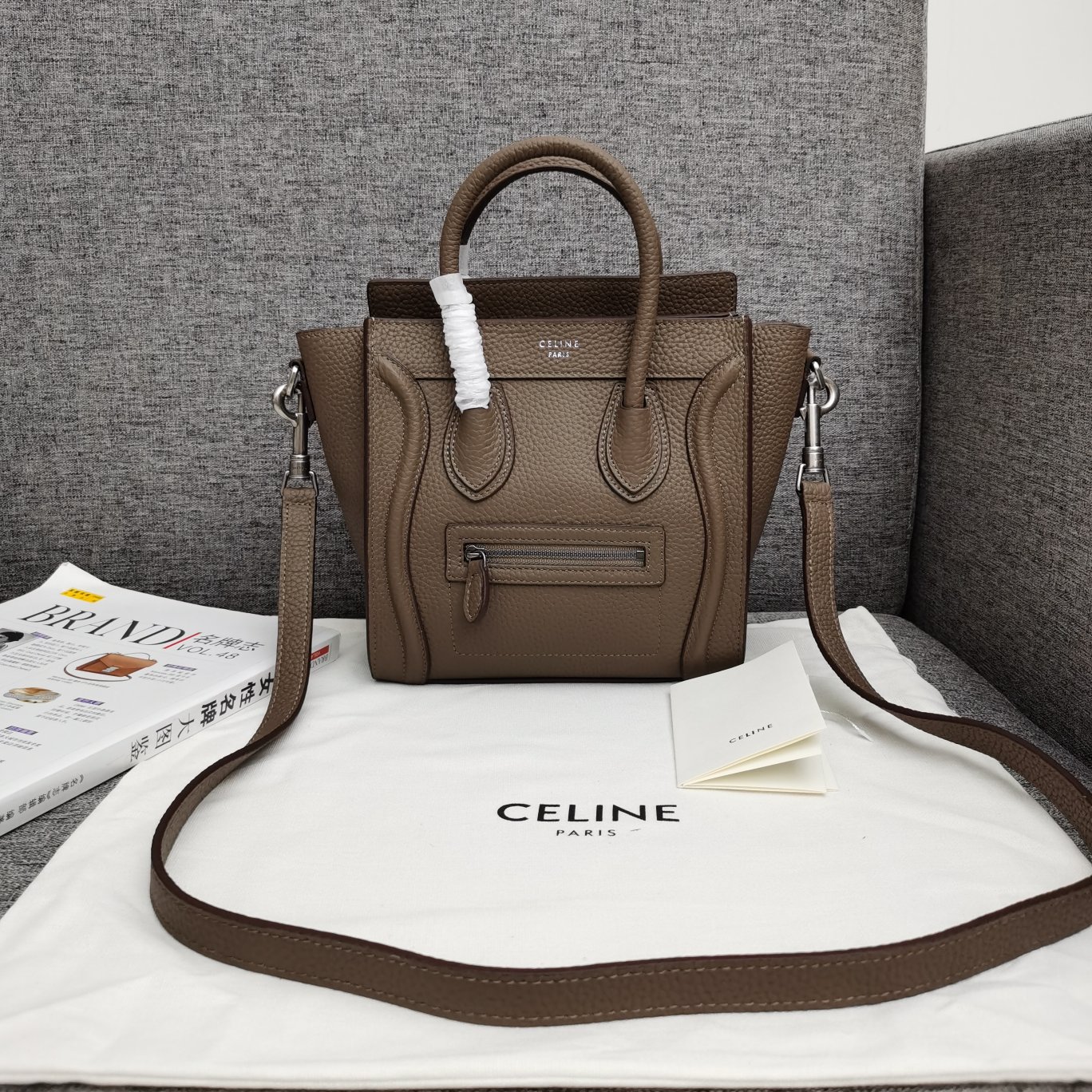 新作通販 超美品 セリーヌ 鞄 ハンドバッグ 2512
