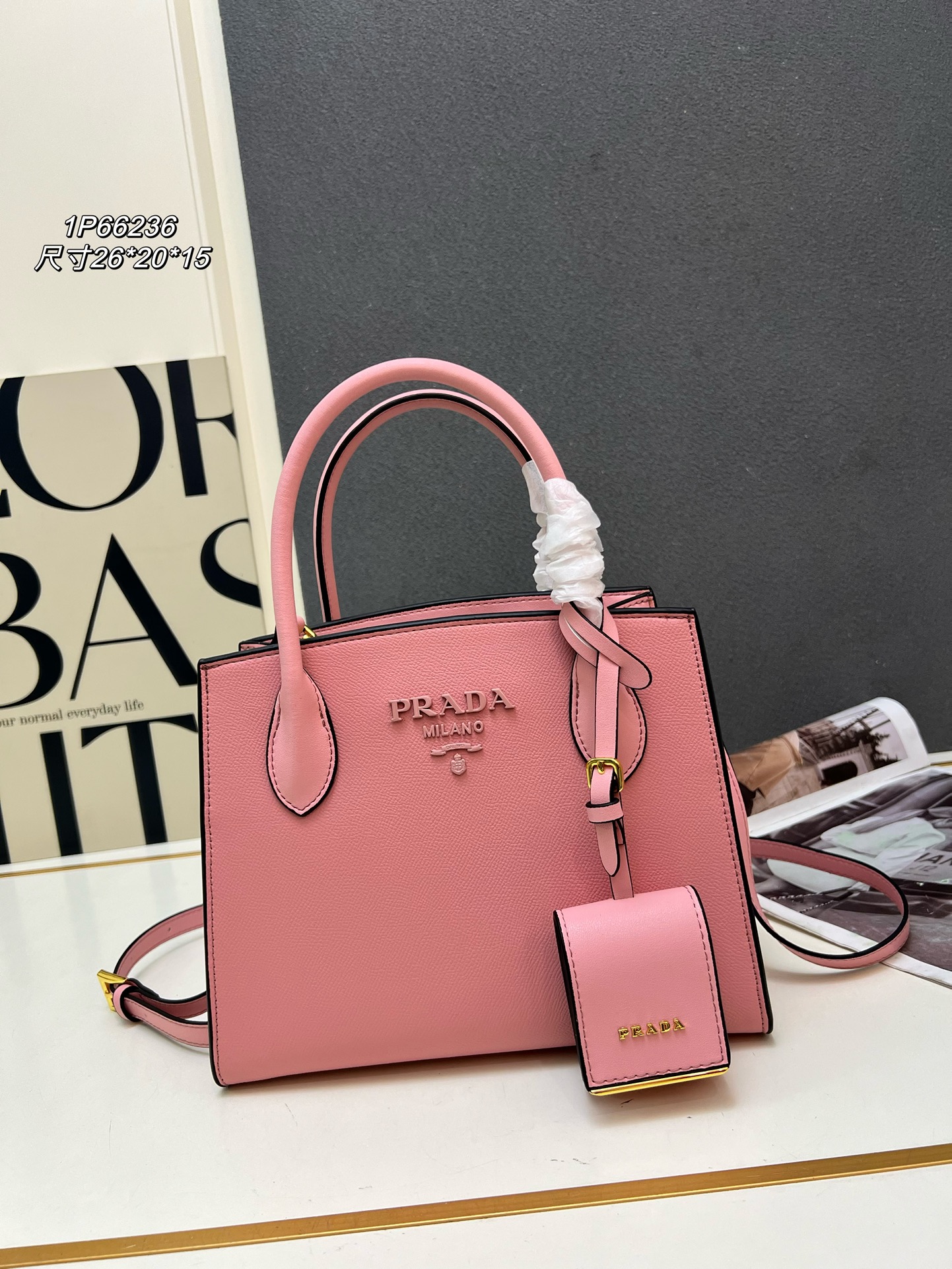 新作通販 超美品 プラダ 鞄 2WAY 手提げ袋 バッグ 2512