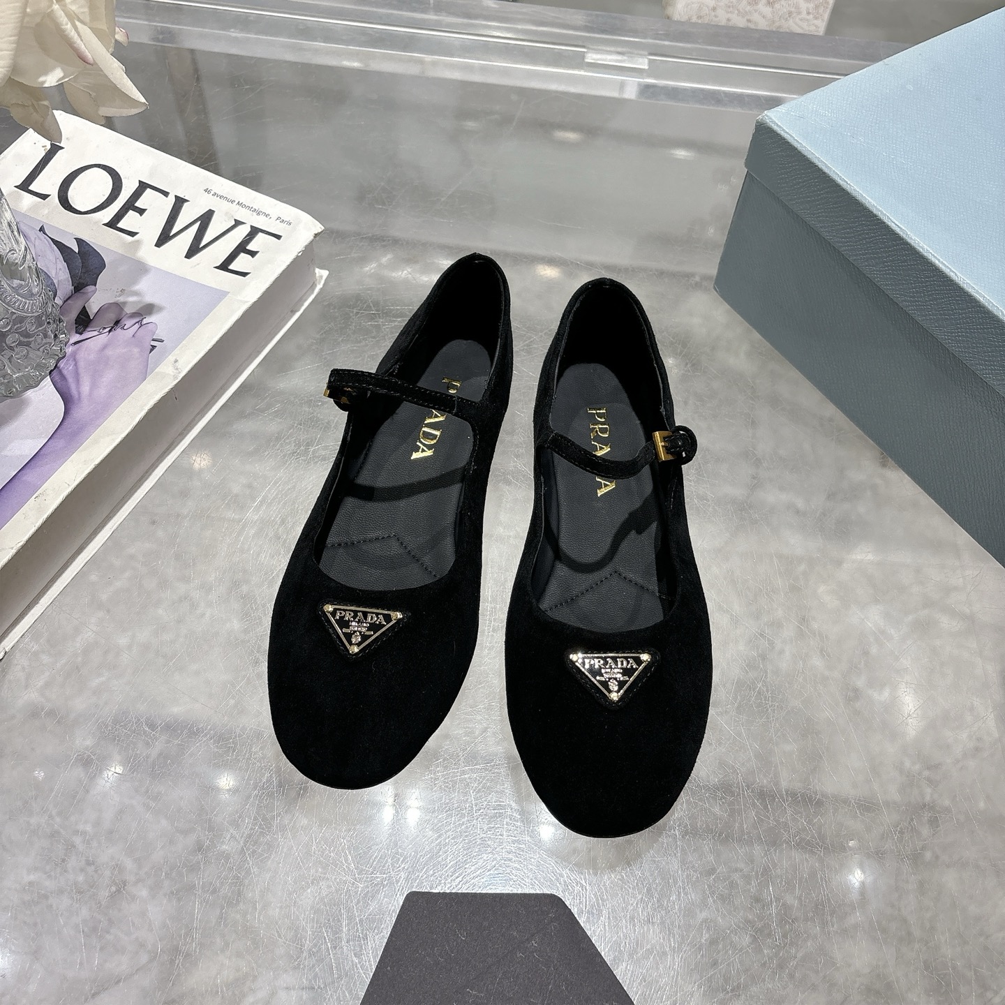 靴 プラダ Shoes フラットシューズ レディース