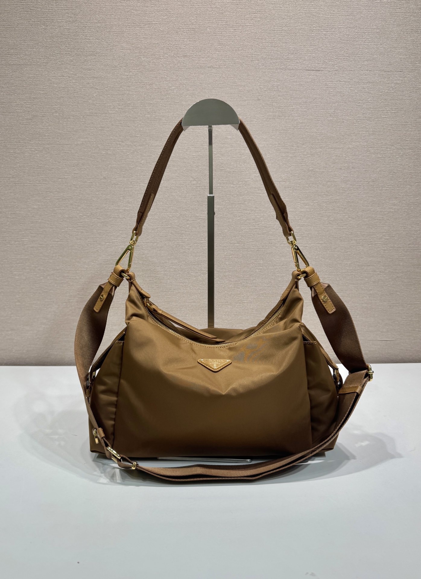 新作通販 超美品 プラダ Re-Nylon 2WAYボストンバッグ 2512