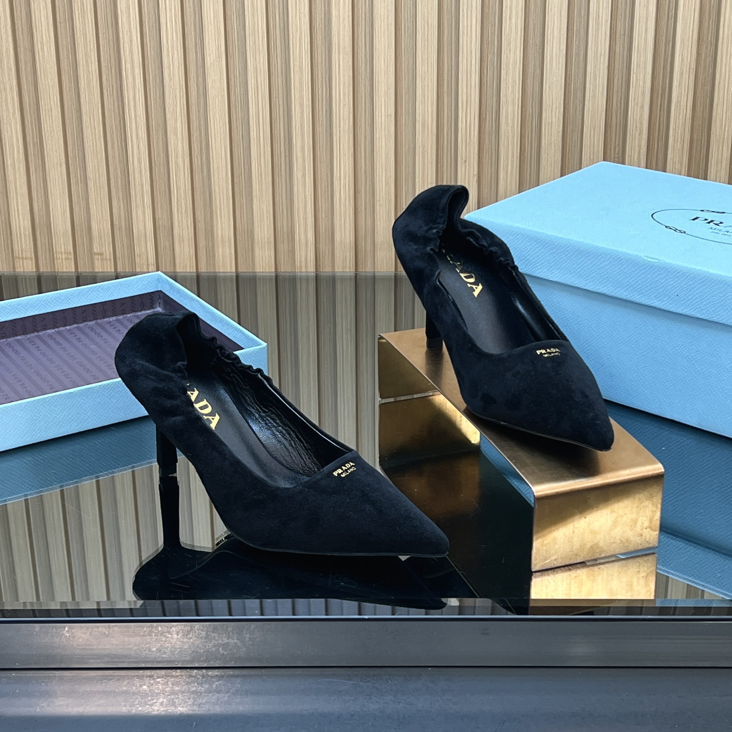 秋冬靴 買取 プラダ ハイヒール サンダル レディース