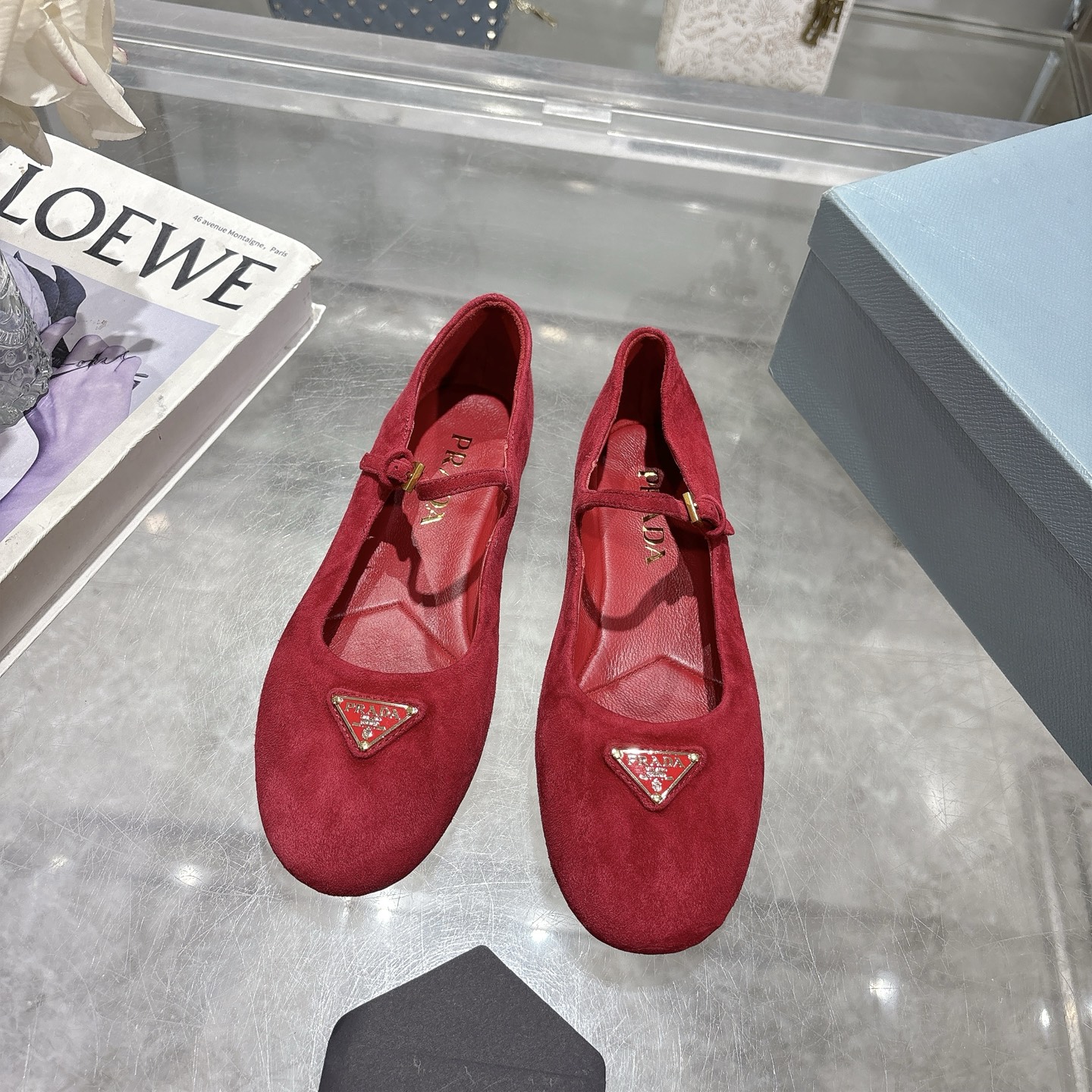 靴 プラダ Shoes フラットシューズ レディース