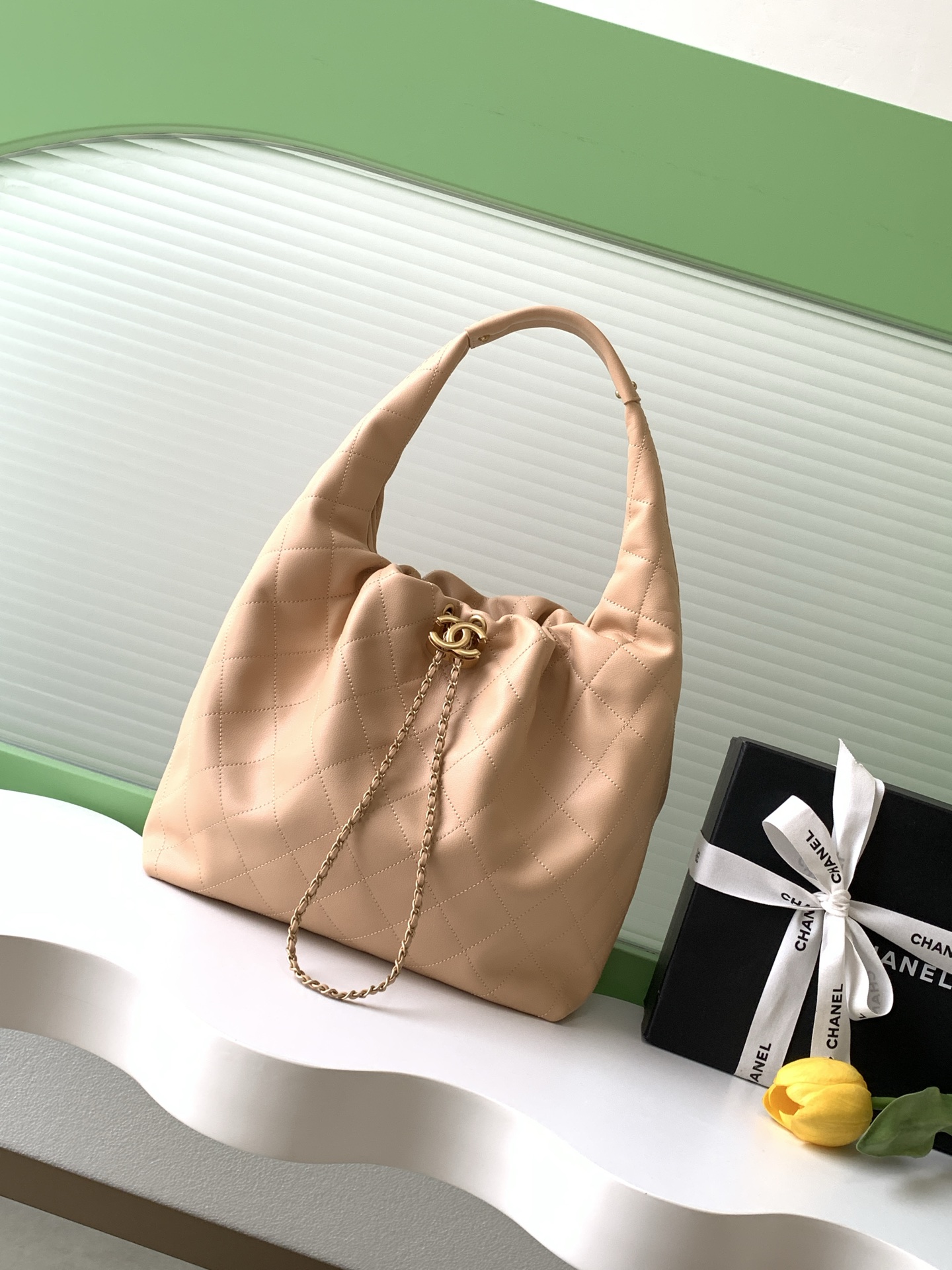 新作通販 超美品 シャネル バッグ 鞄 カバン ホーボー バッグ 2512