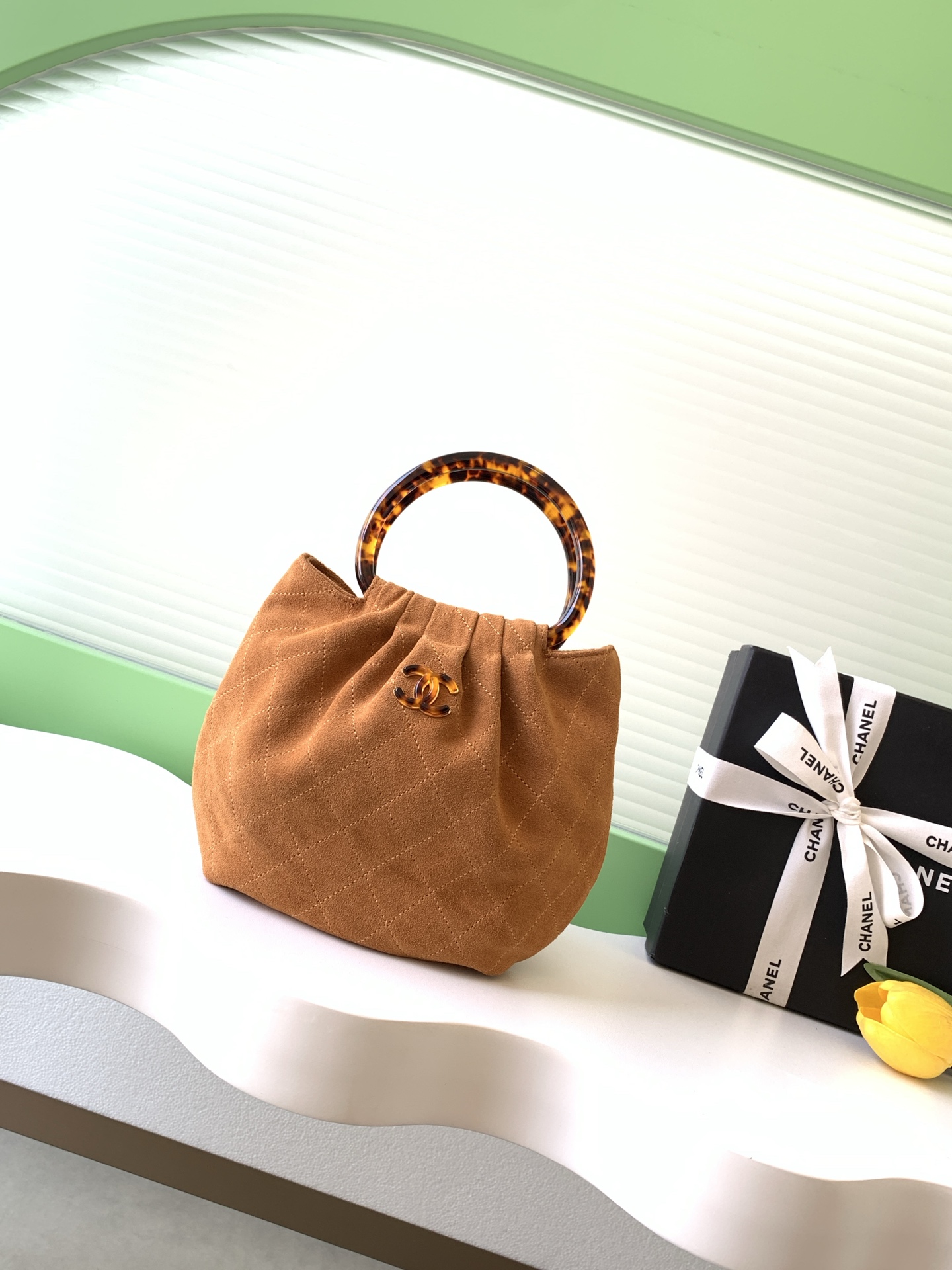 新着アイテム 超美品 シャネル 鞄 カバン ハンドバッグ 2512