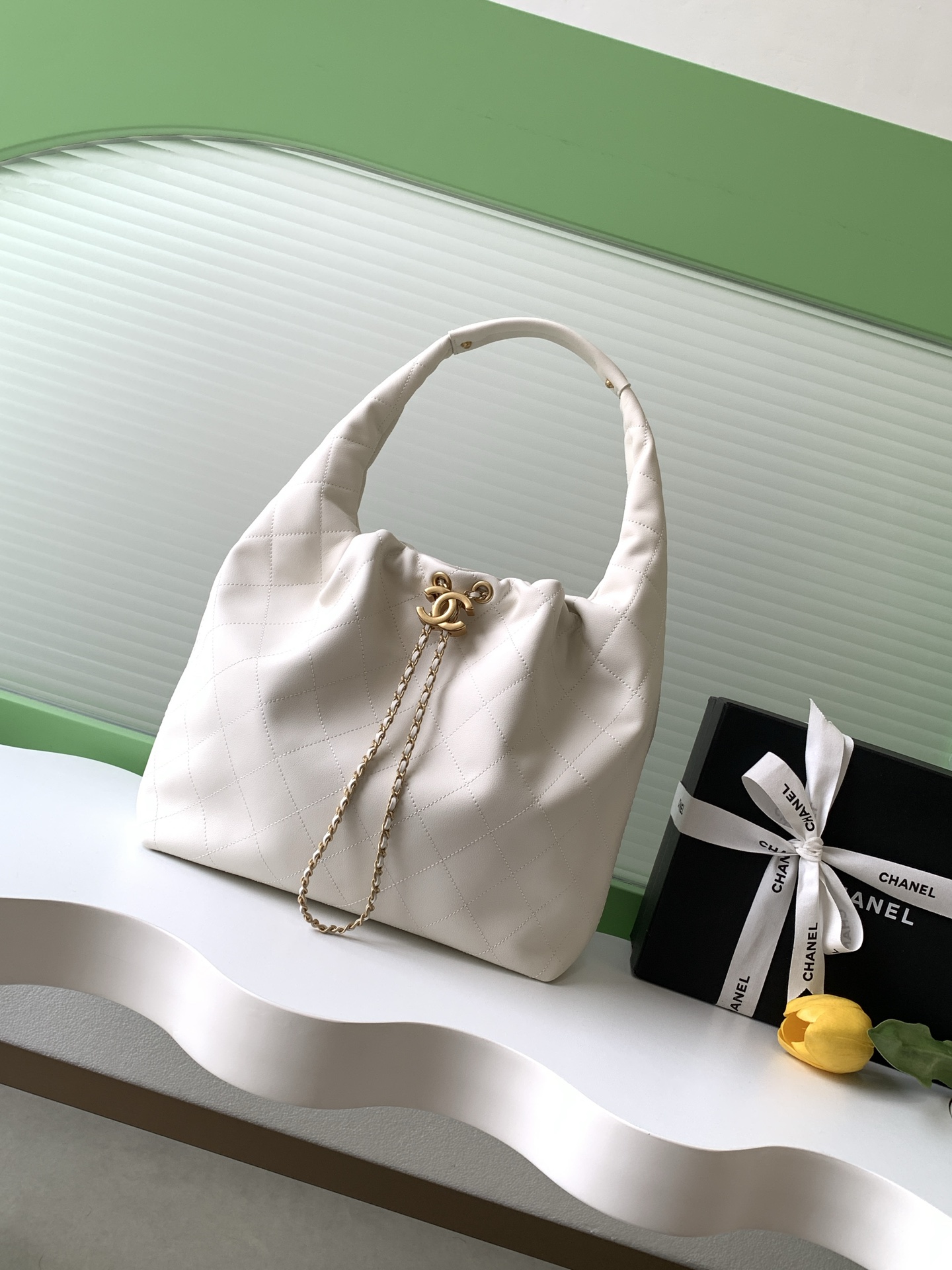 新作通販 超美品 シャネル バッグ 鞄 カバン ホーボー バッグ 2512