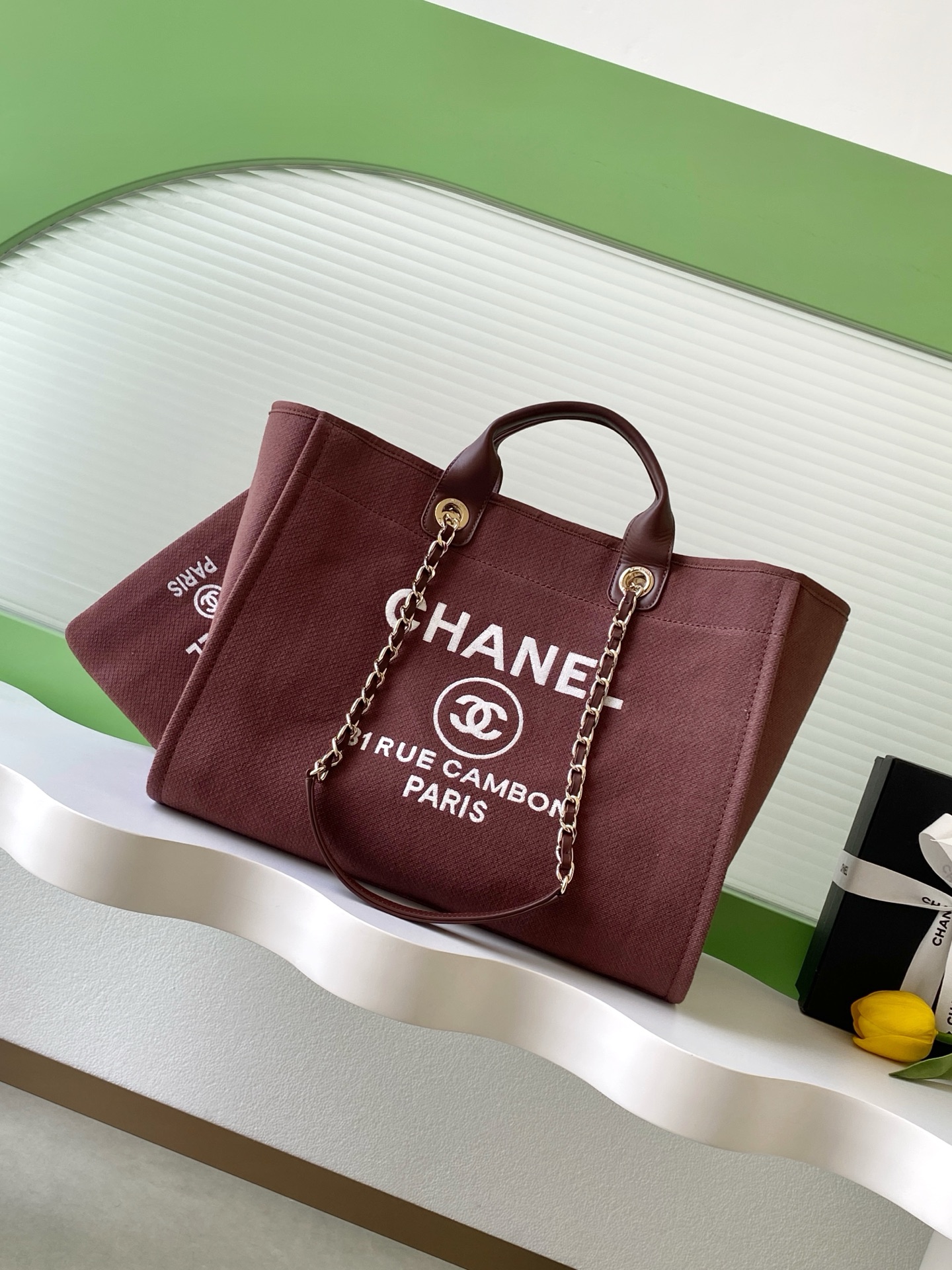 新作通販 超美品 シャネル バッグ 鞄 ドーヴィル ラージ