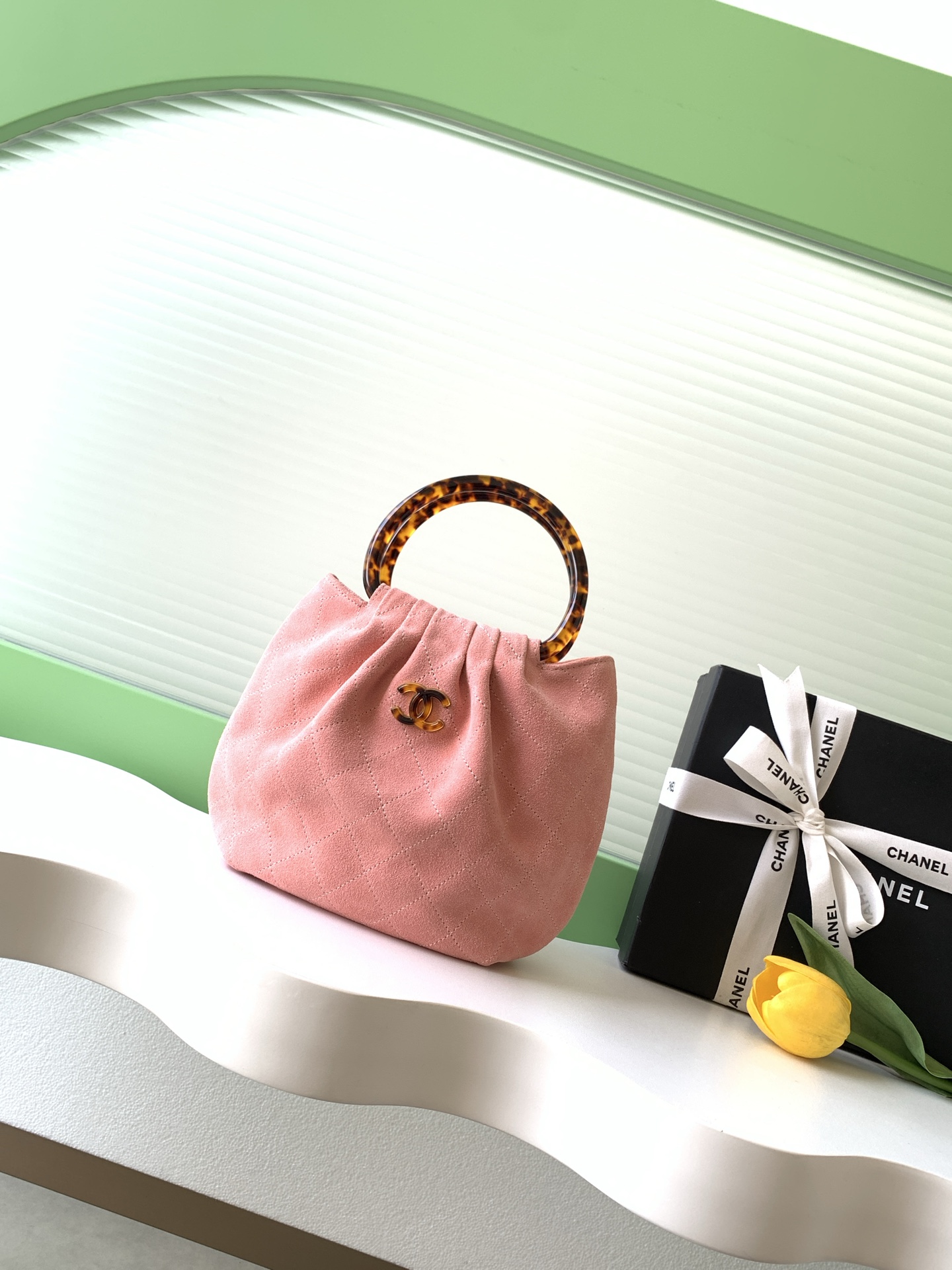 新着アイテム 超美品 シャネル 鞄 カバン ハンドバッグ 2512