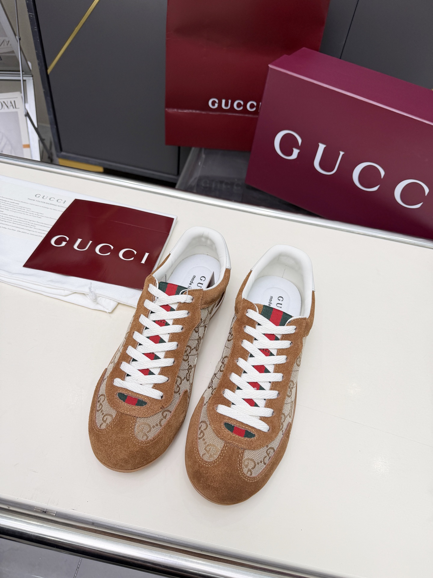 新着アイテム 靴 グッチ スニーカー/レースアップ 男女兼着