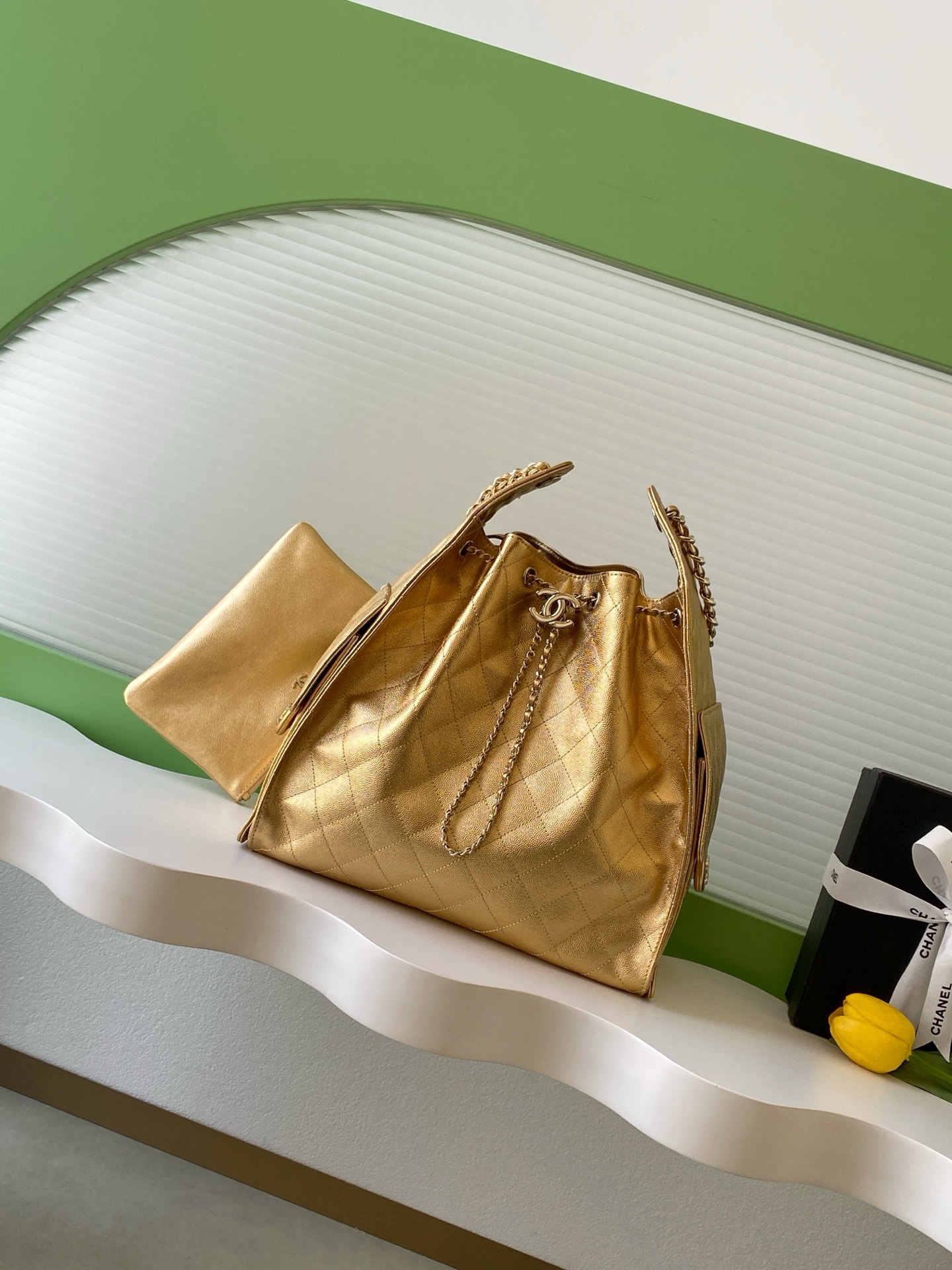 新作通販 超美品 シャネル バッグ 鞄 スモール ハンドバッグ 2512