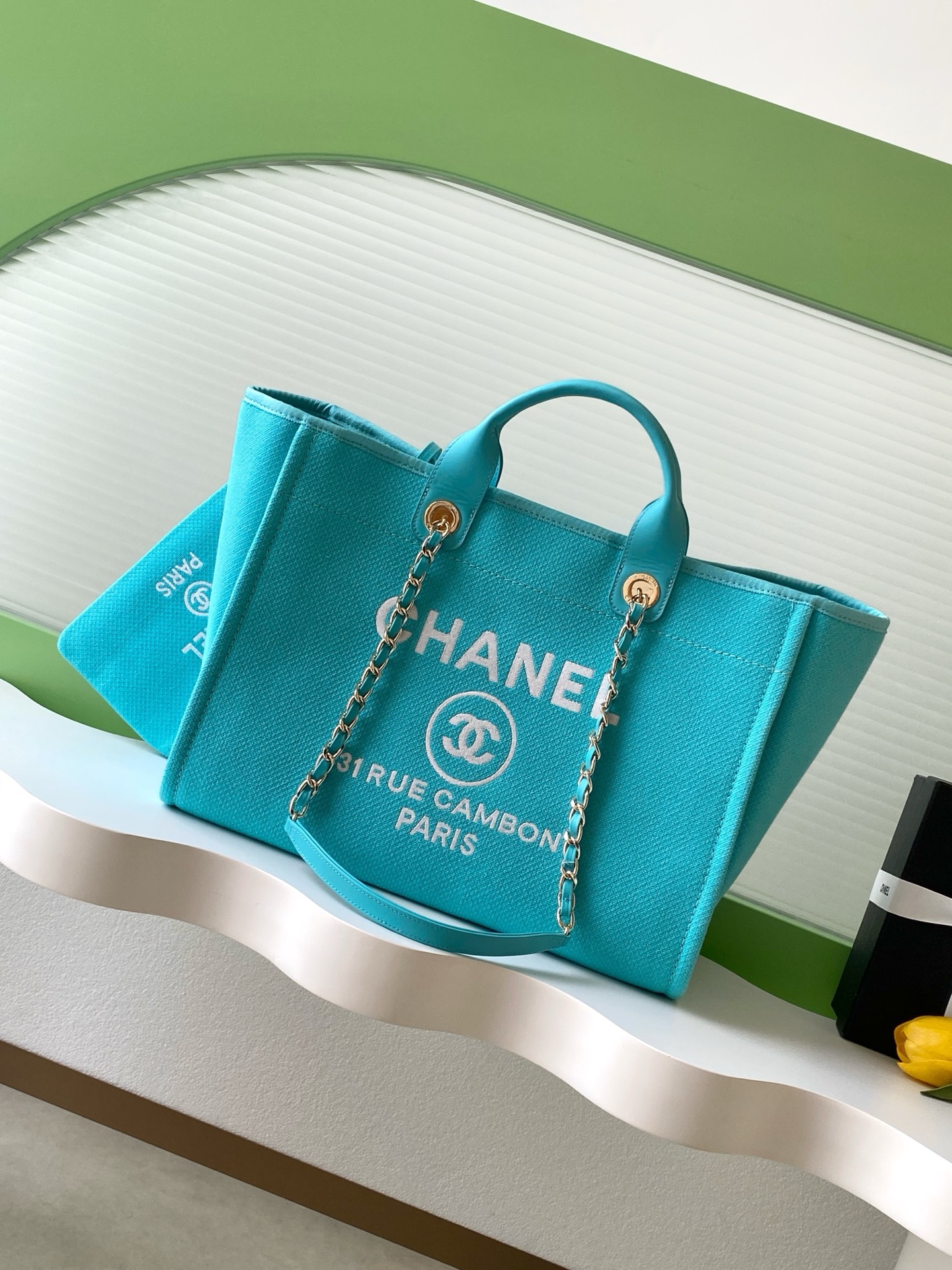 新作通販 超美品 シャネル バッグ ドーヴィル ラージ 2512
