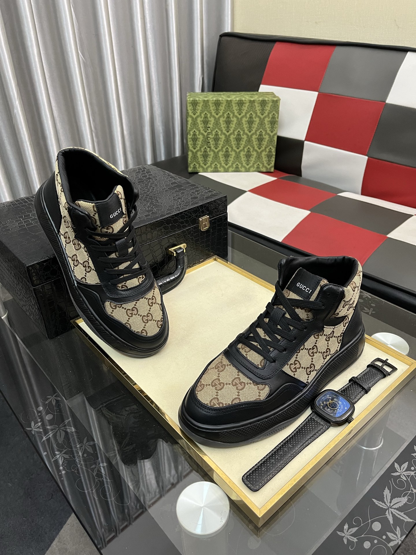 靴 グッチ スニーカー/レースアップ メンズ