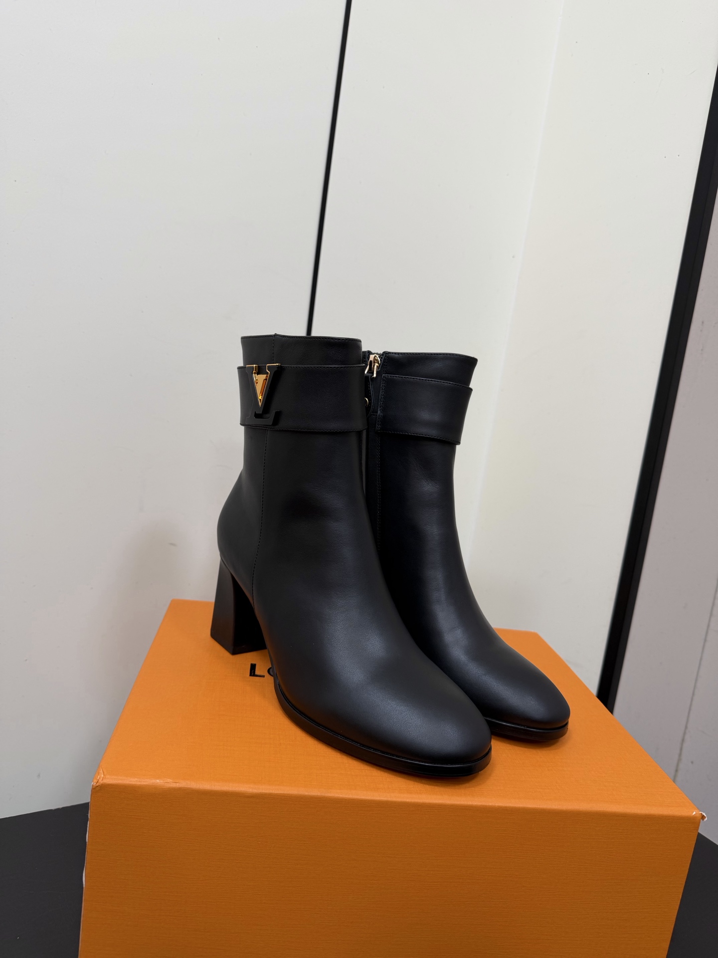送料無料 人気 ルイヴィトン /ショートレインブーツ レディース