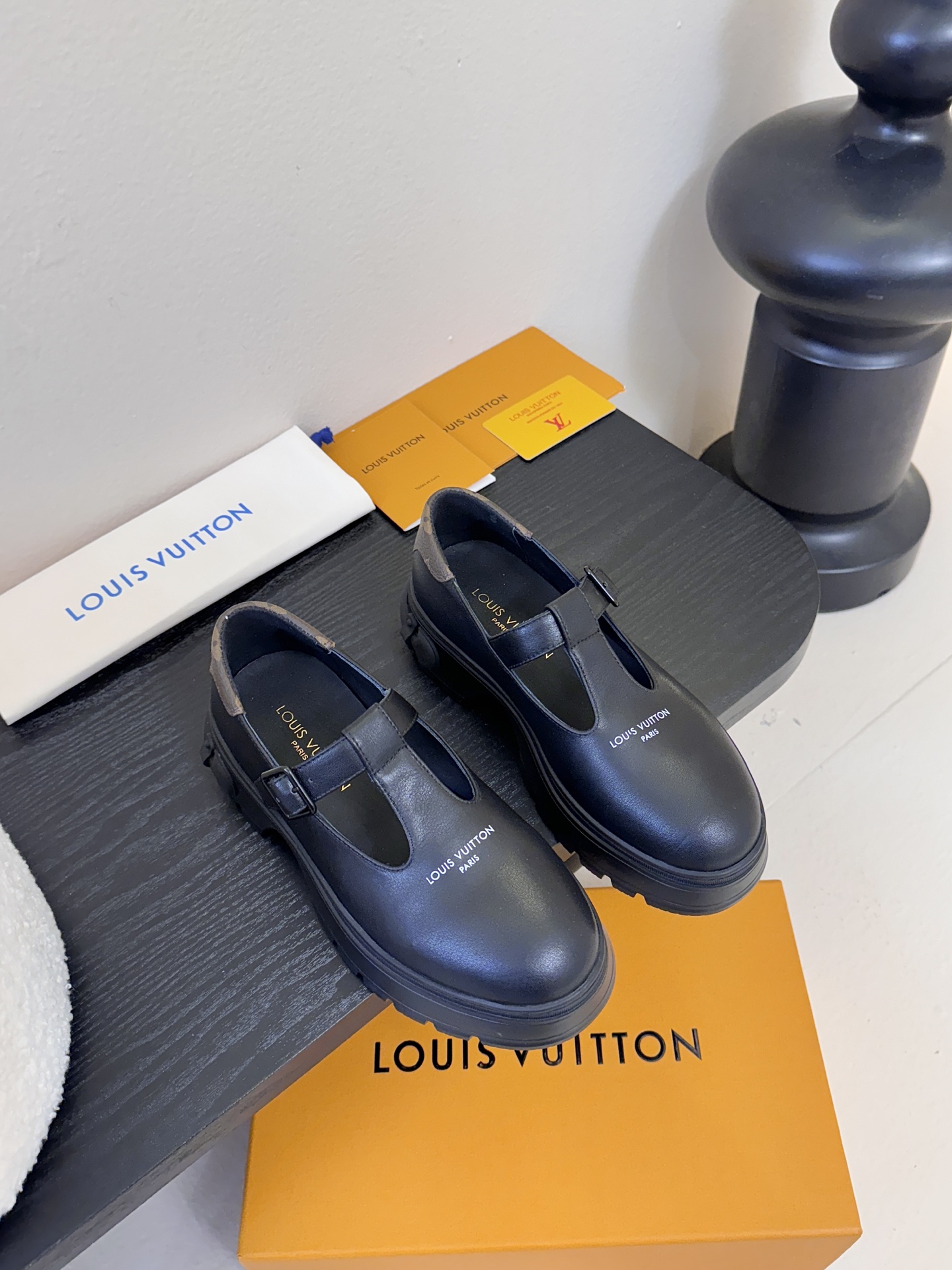 靴 ルイヴィトン Shoes フラットシューズ レディース