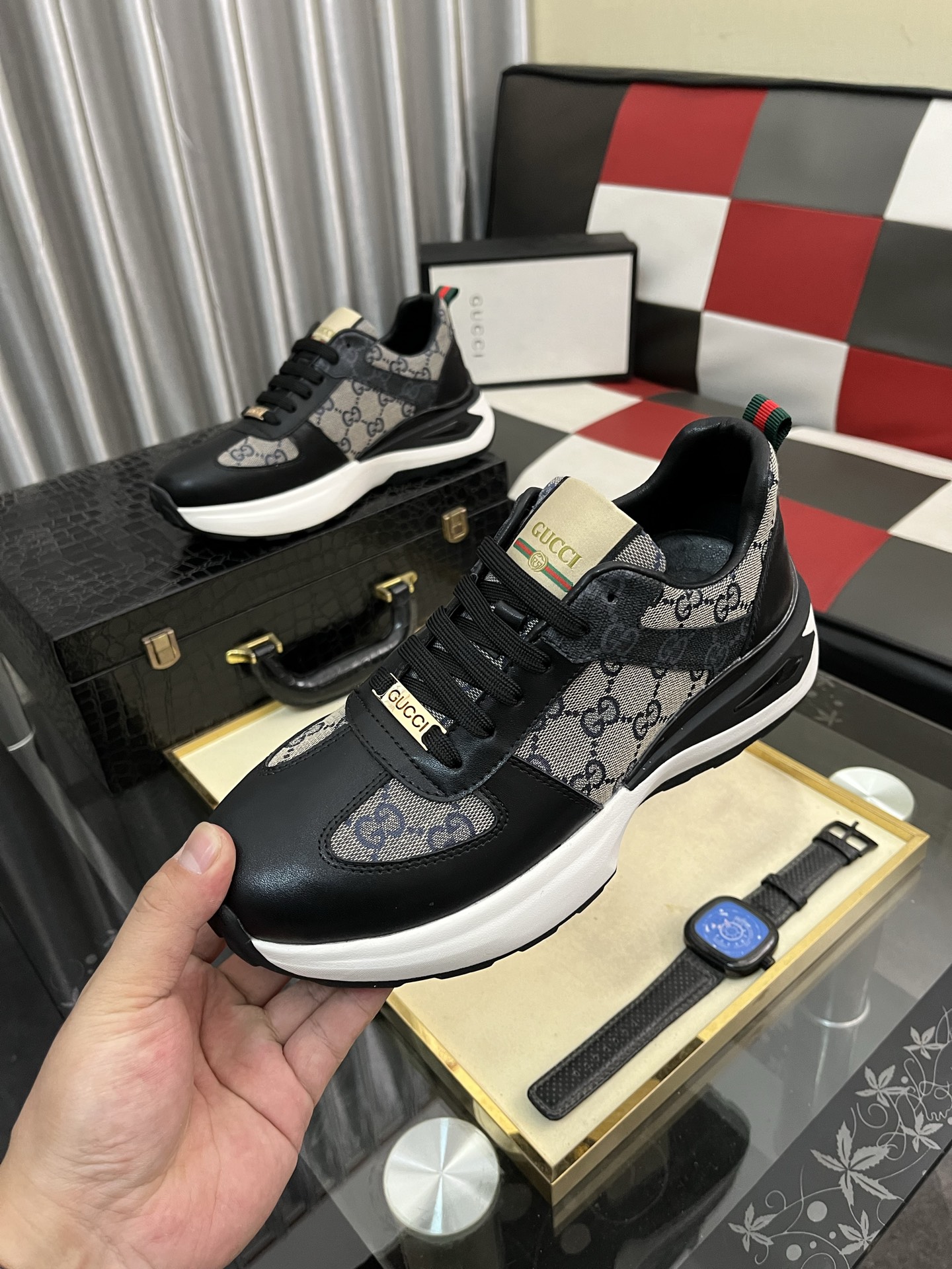靴 グッチ スニーカー/レースアップ メンズ